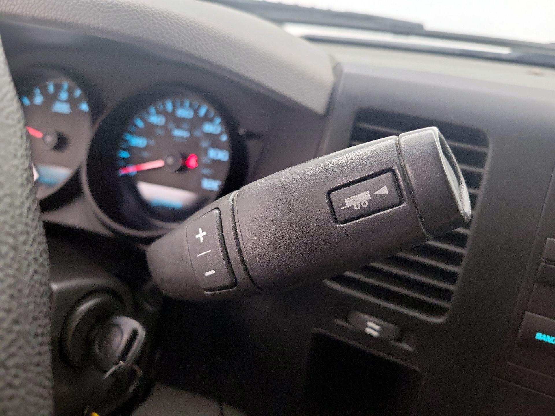 Thumbnail: 2013 Chevrolet Silverado 1500 - 16