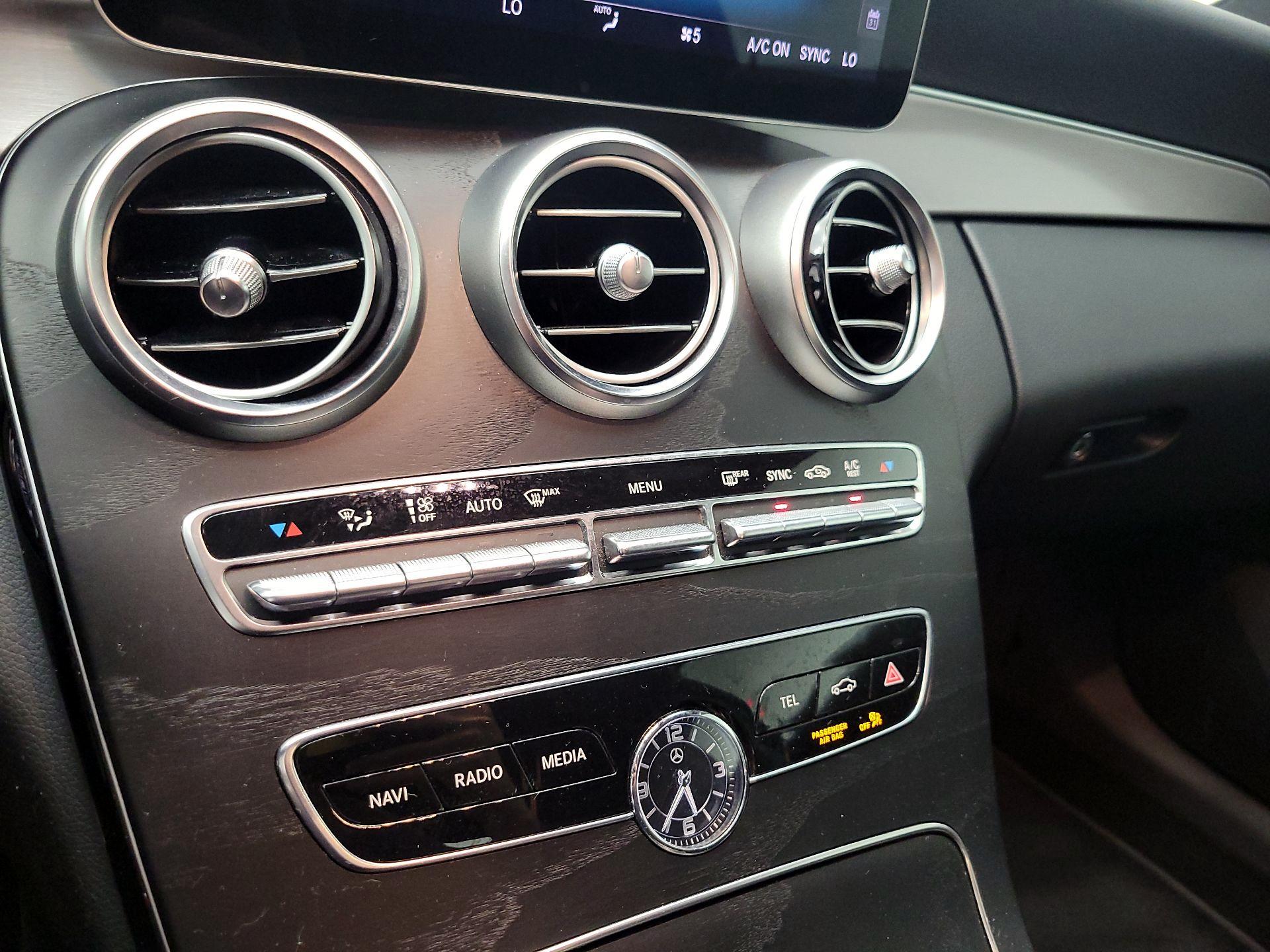 Thumbnail: 2020 Mercedes-Benz C-Class - 16