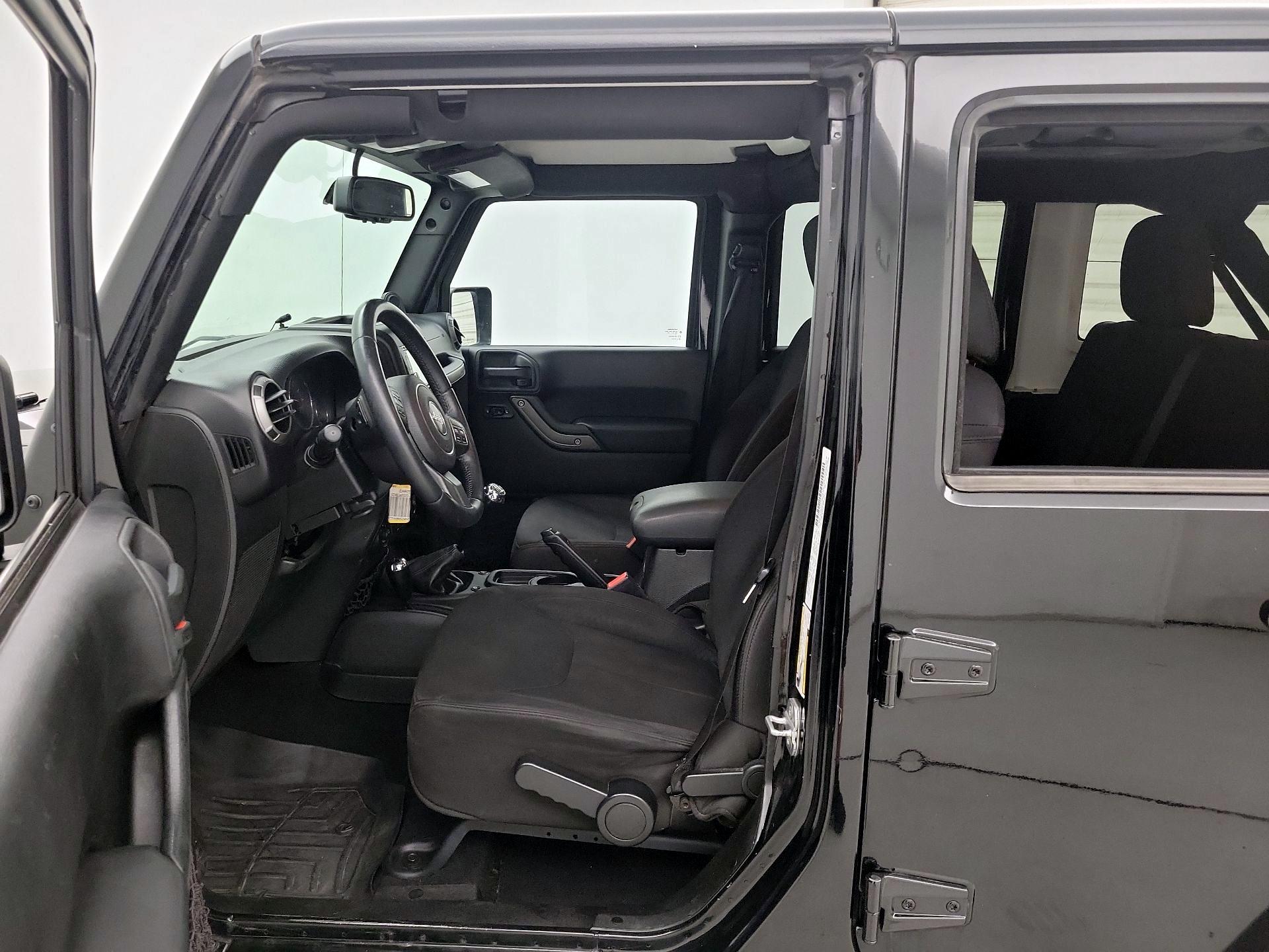 Thumbnail: 2013 Jeep Wrangler - 11