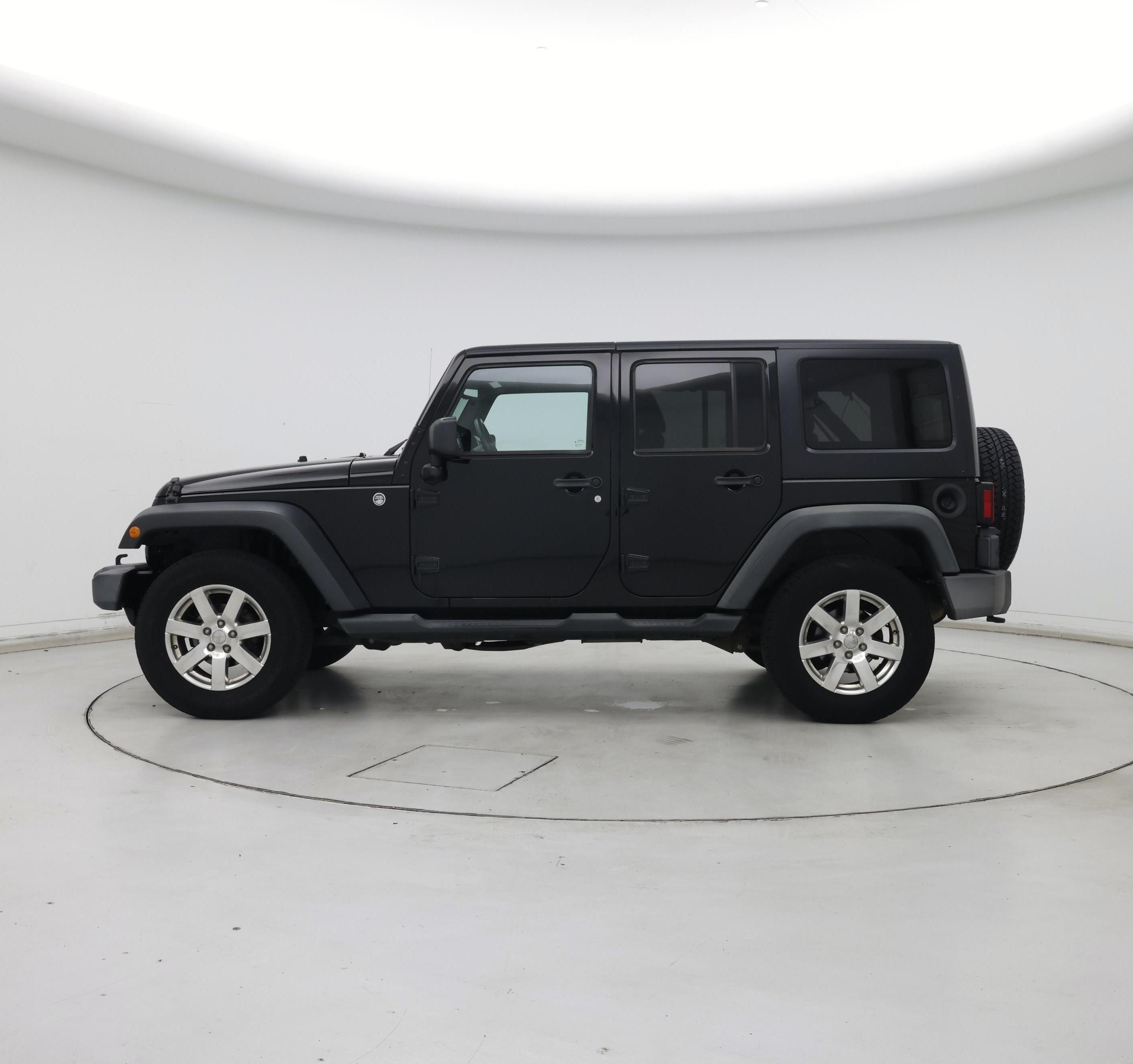 Thumbnail: 2013 Jeep Wrangler - 3