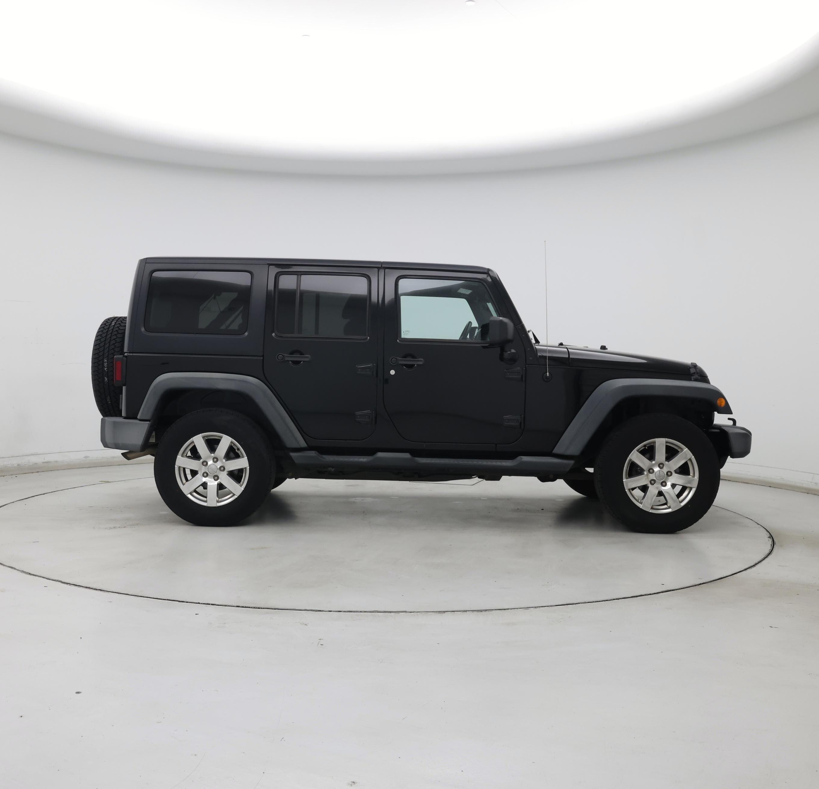 Thumbnail: 2013 Jeep Wrangler - 7
