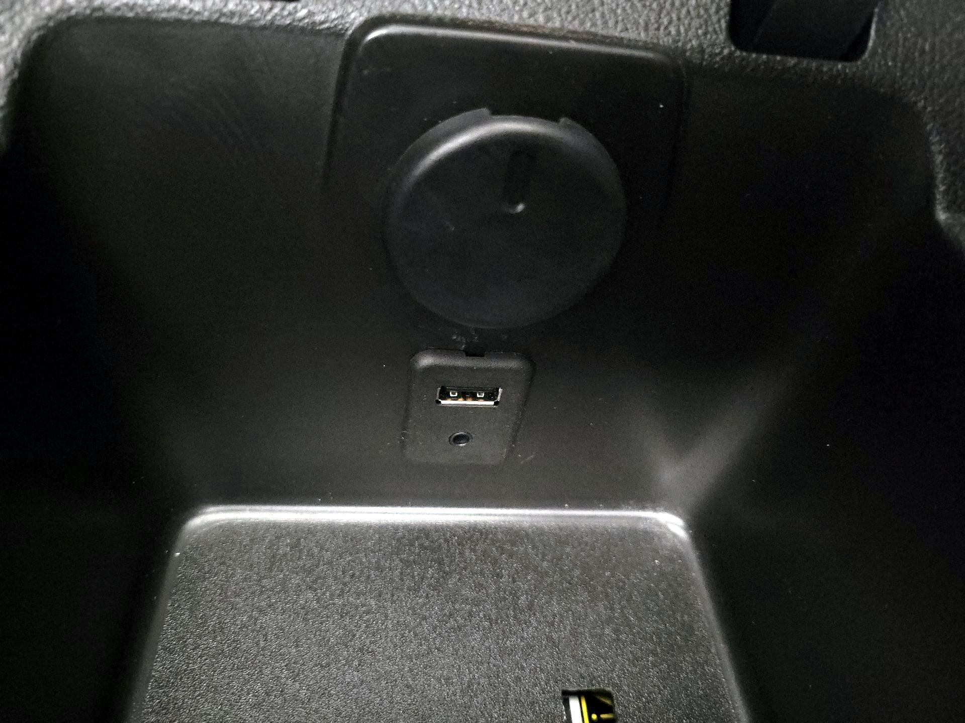 Thumbnail: 2013 Chevrolet Camaro - 16