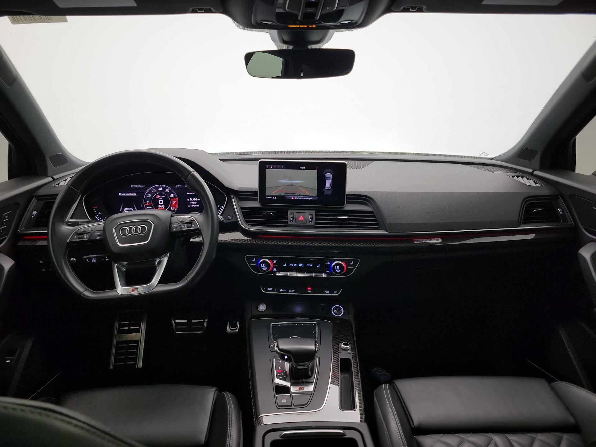 Thumbnail: 2018 Audi SQ5 - 9