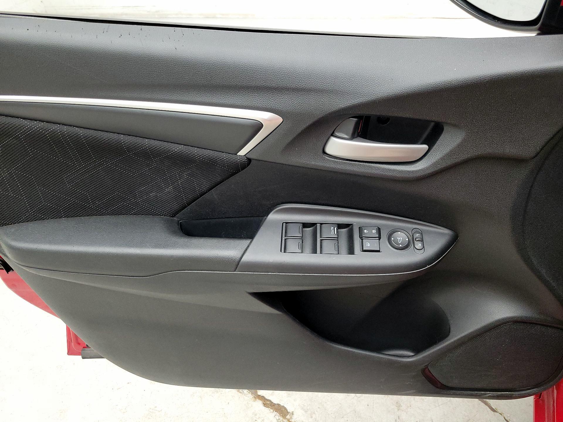 Thumbnail: 2015 Honda Fit - 12