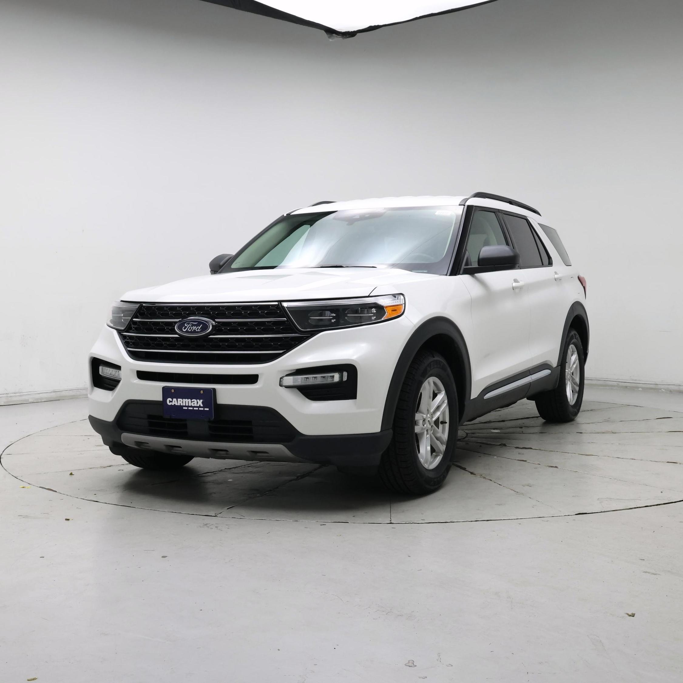 Thumbnail: 2020 Ford Explorer - 4