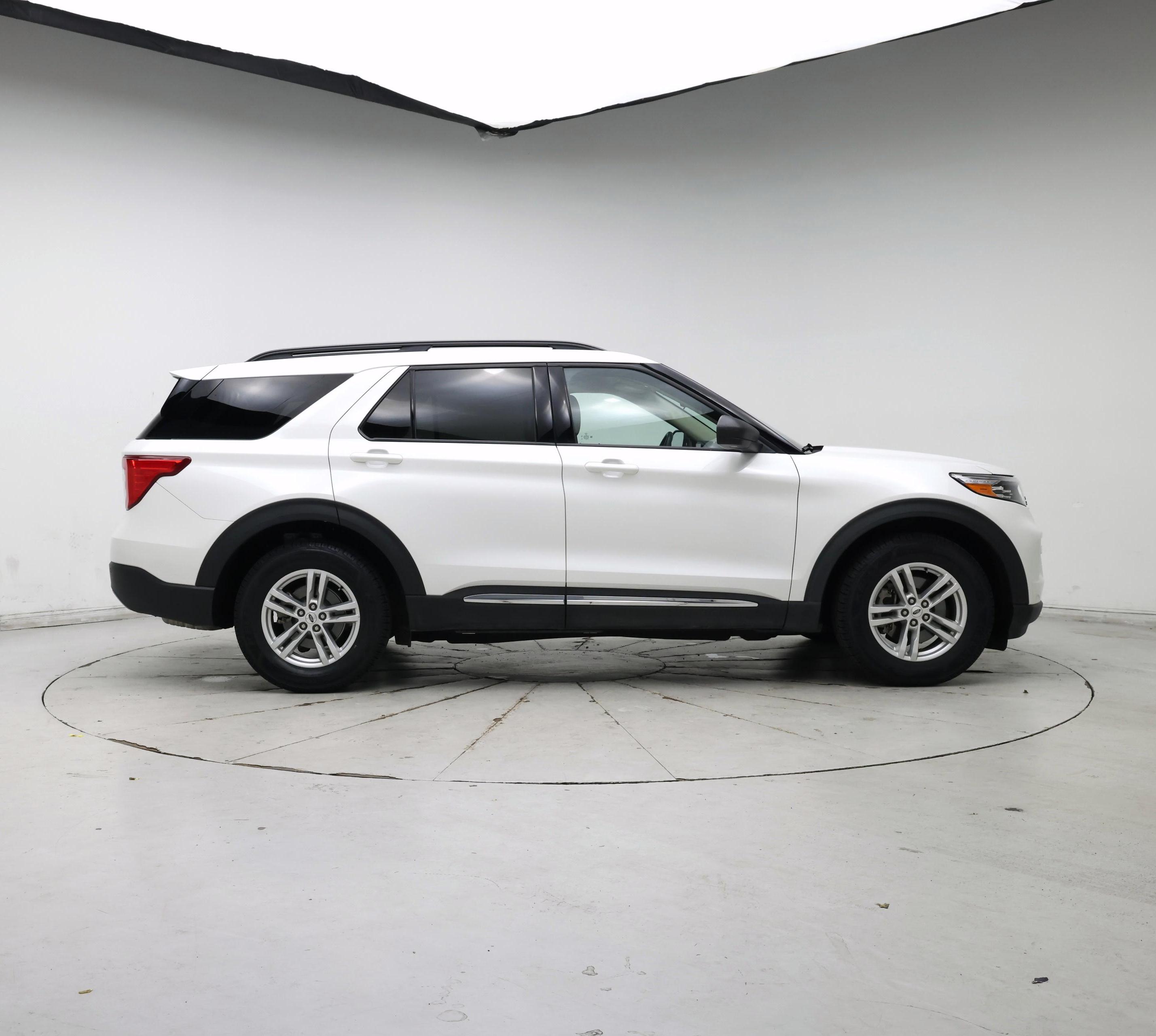 Thumbnail: 2020 Ford Explorer - 7