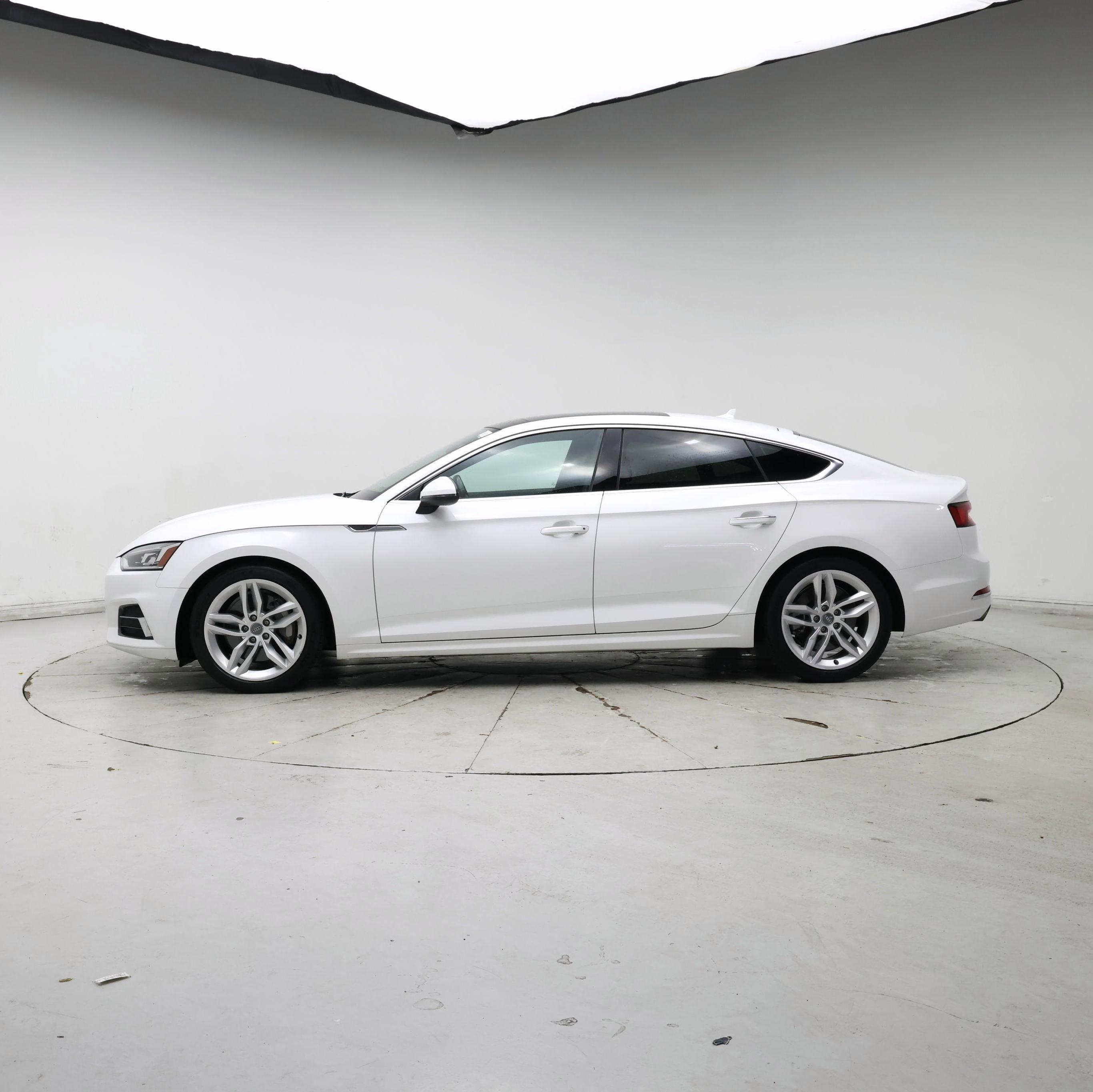 Thumbnail: 2019 Audi A5 - 3