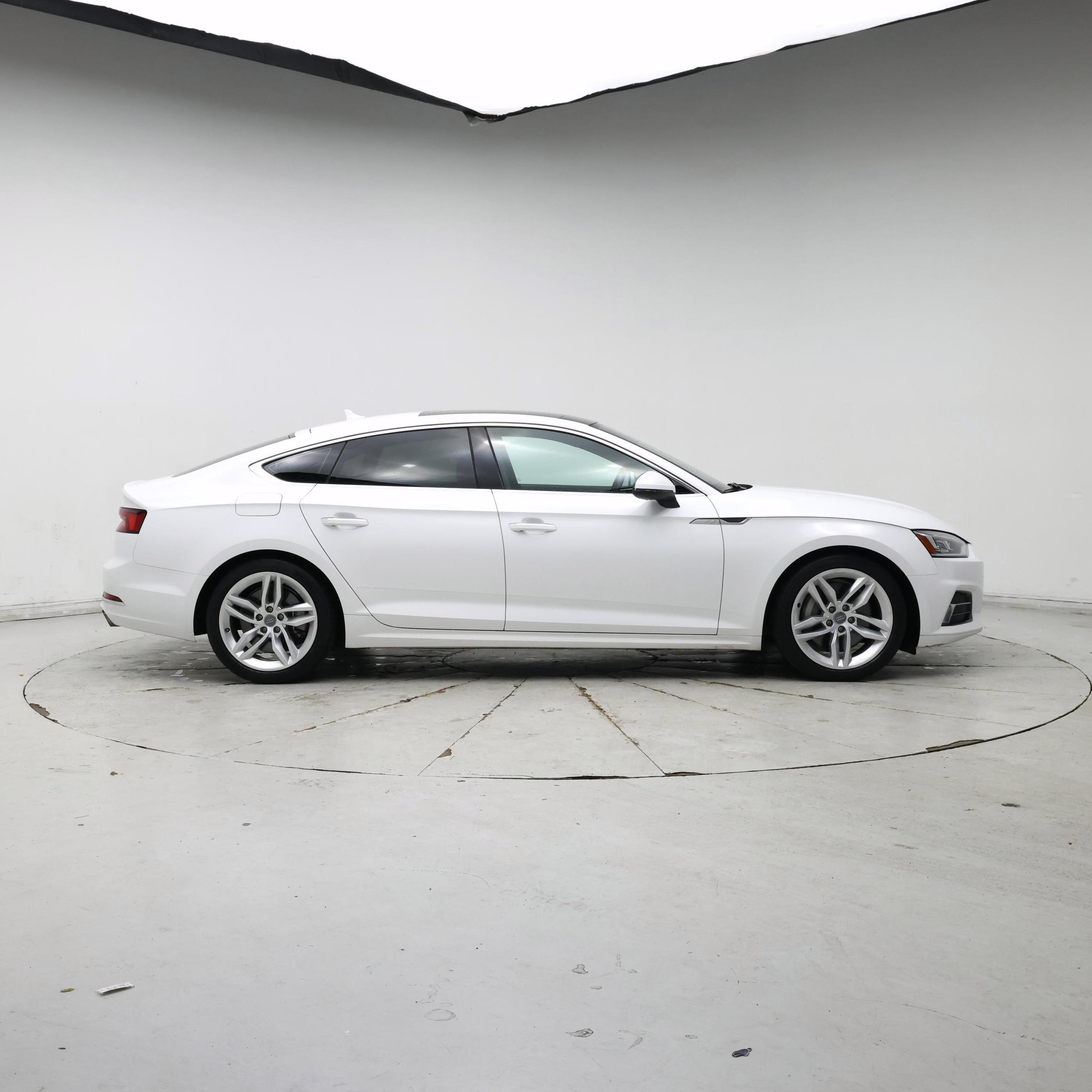 Thumbnail: 2019 Audi A5 - 7