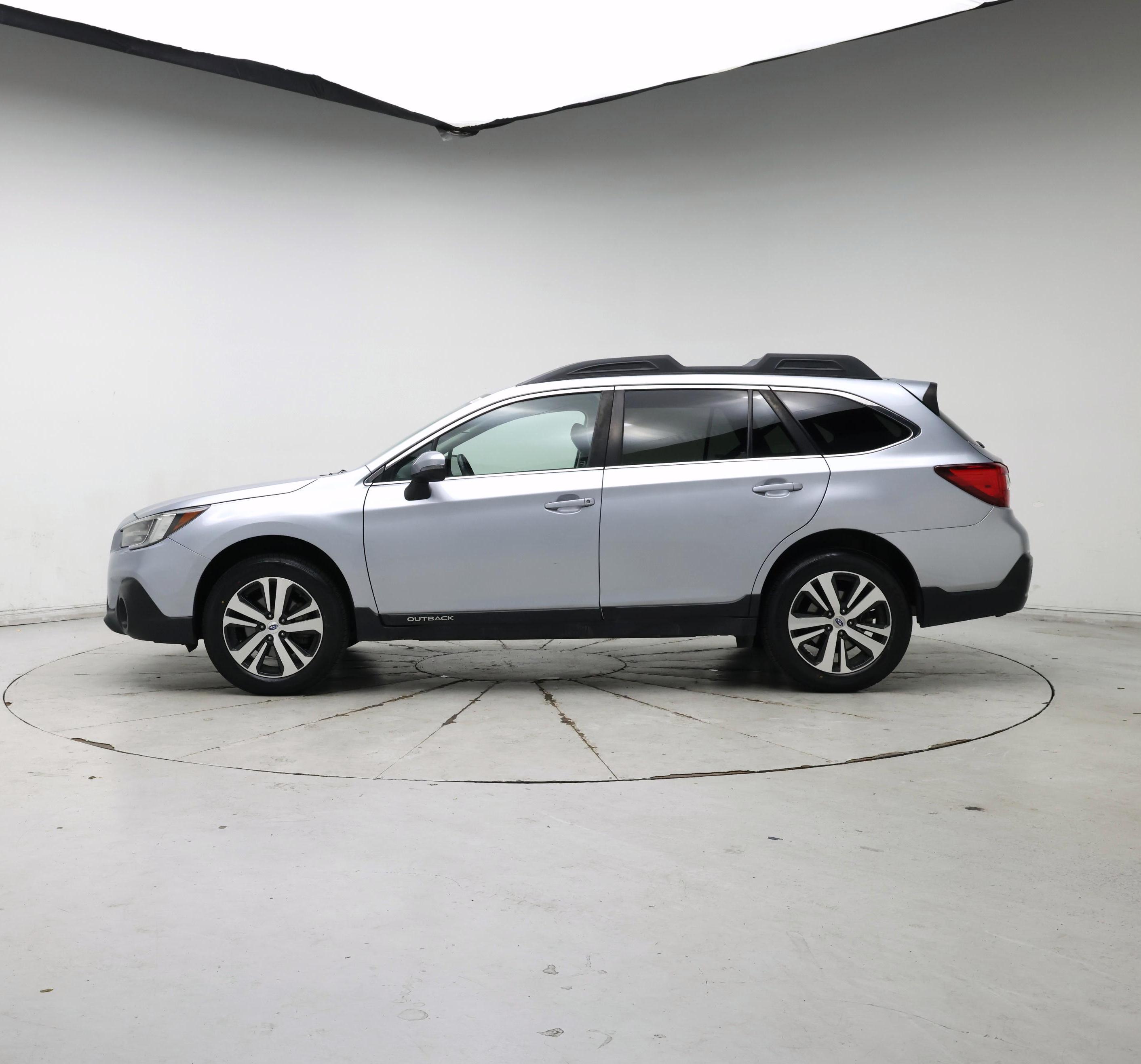 Thumbnail: 2019 Subaru Outback - 3