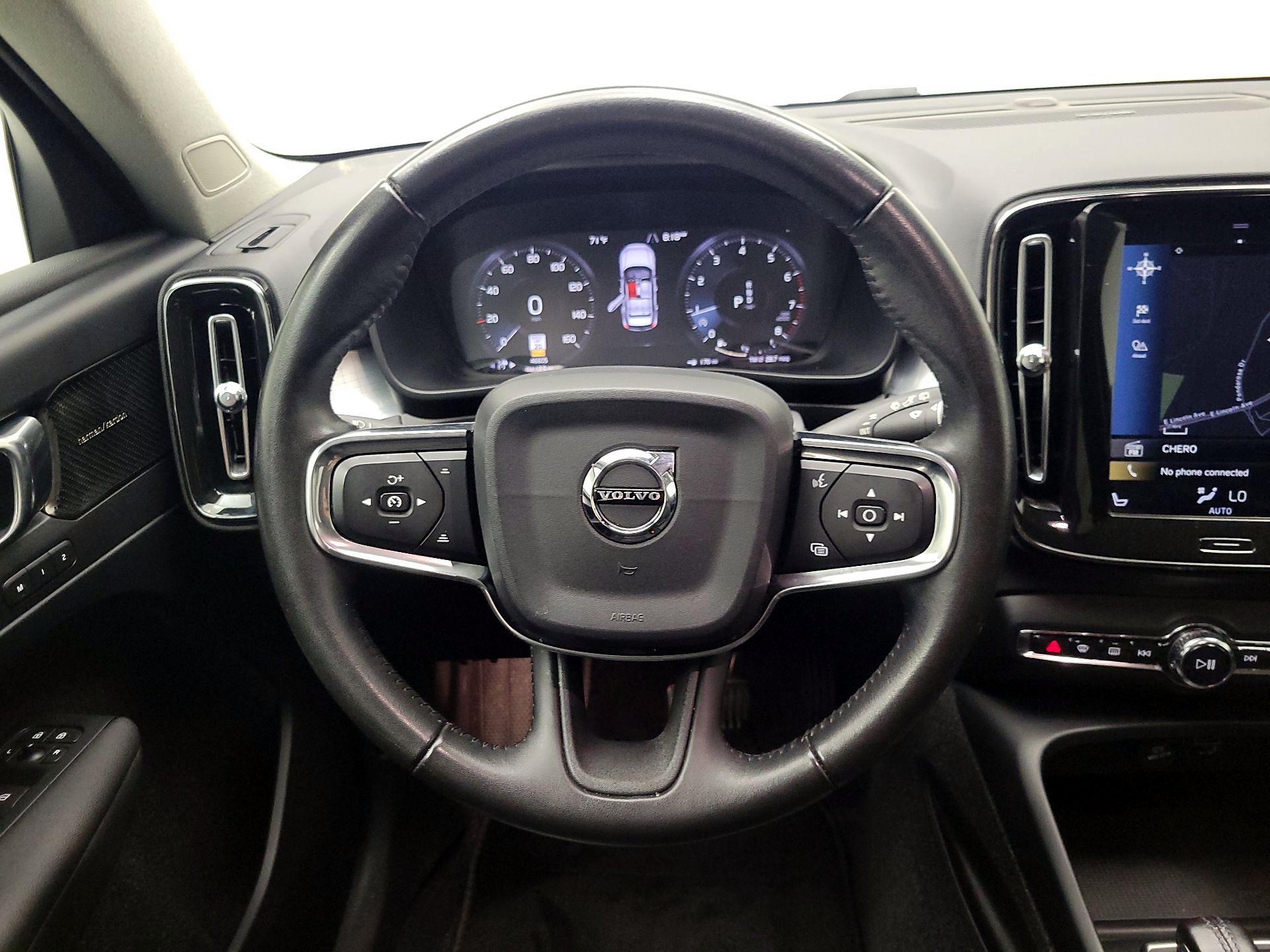 Thumbnail: 2019 Volvo XC40 - 10