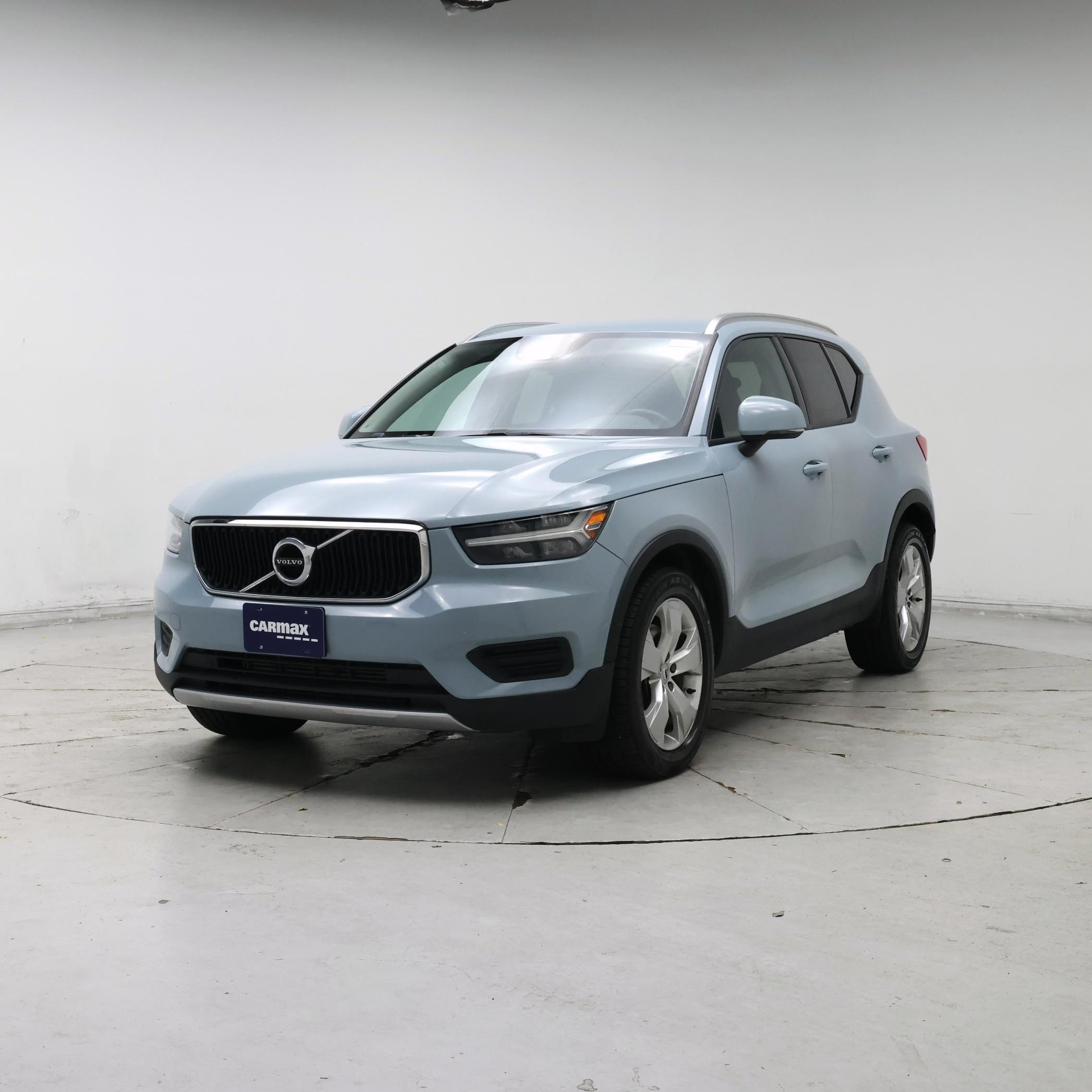 Thumbnail: 2019 Volvo XC40 - 4