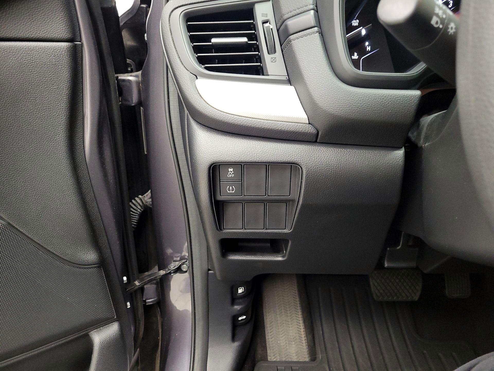 Thumbnail: 2017 Honda CR-V - 13