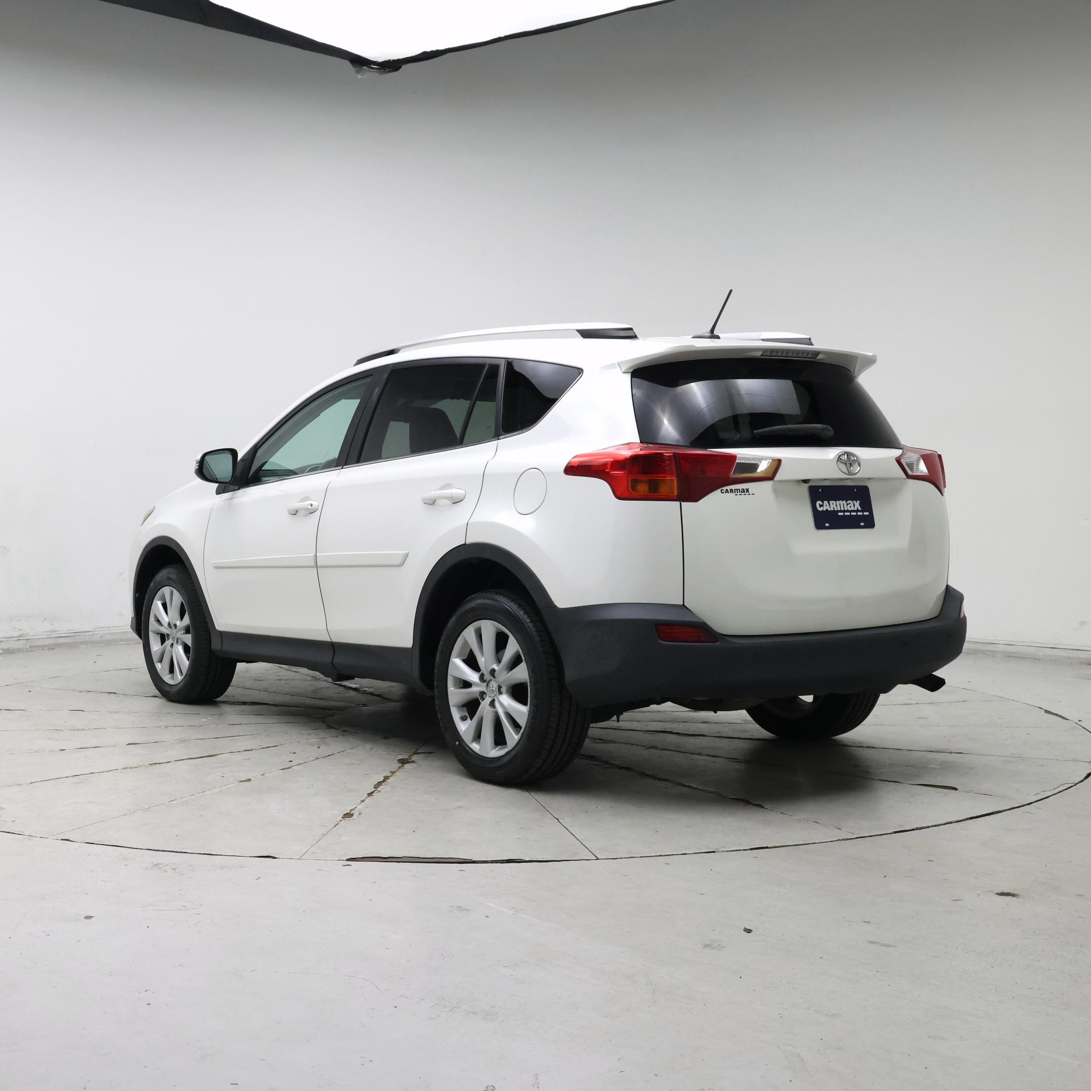Thumbnail: 2013 Toyota RAV4 - 2