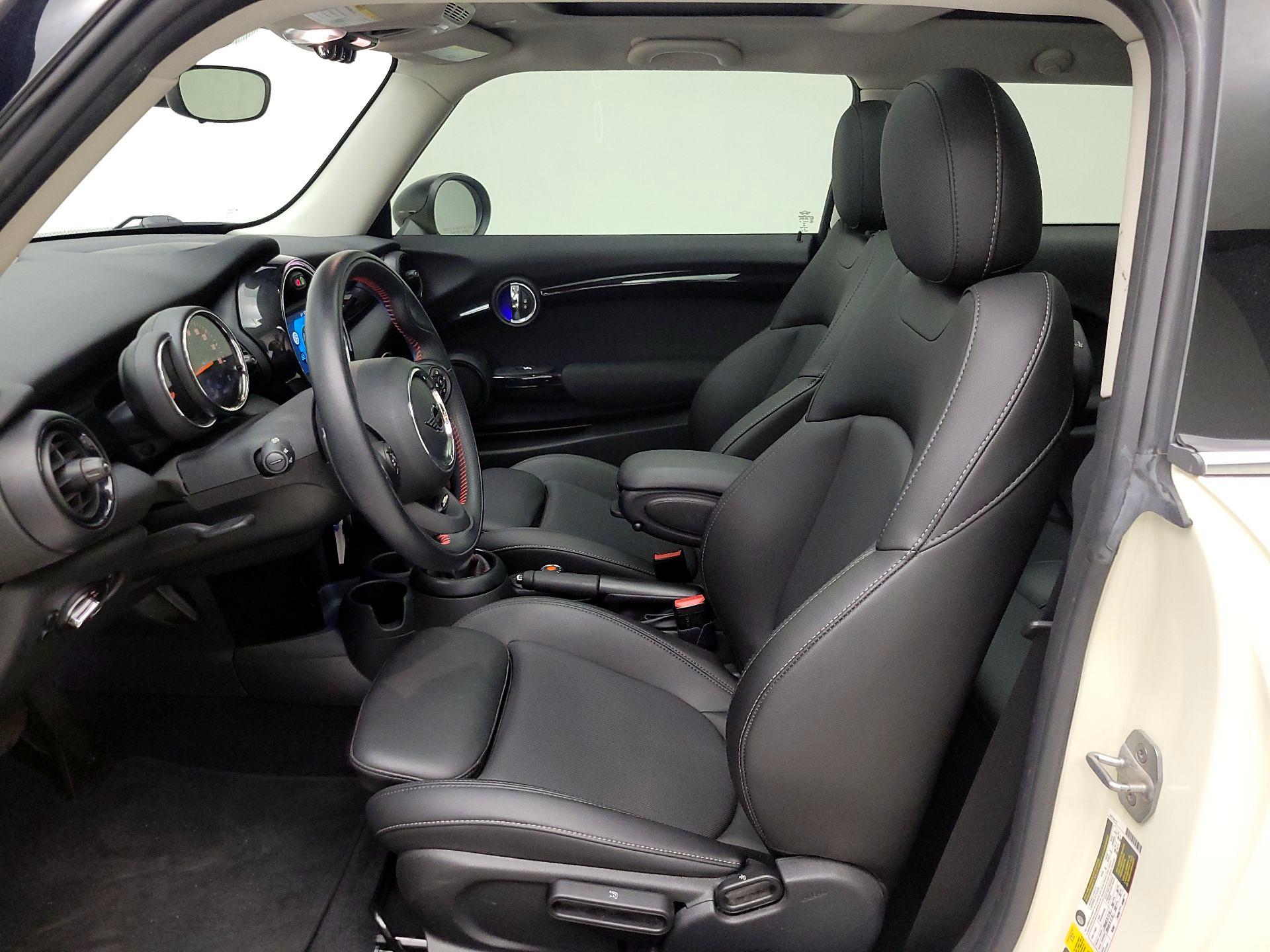Thumbnail: 2019 MINI Cooper Hardtop - 11