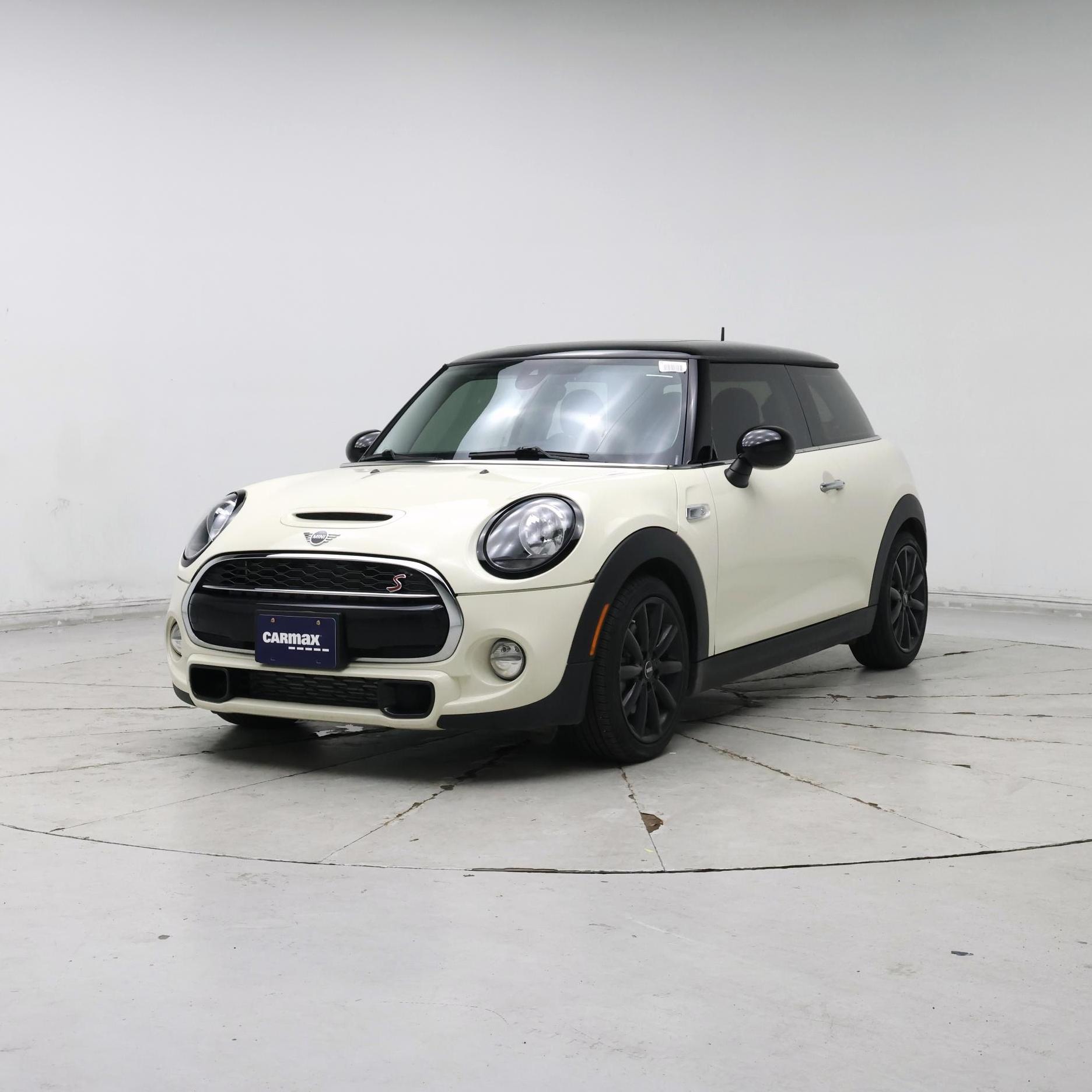 Thumbnail: 2019 MINI Cooper Hardtop - 4