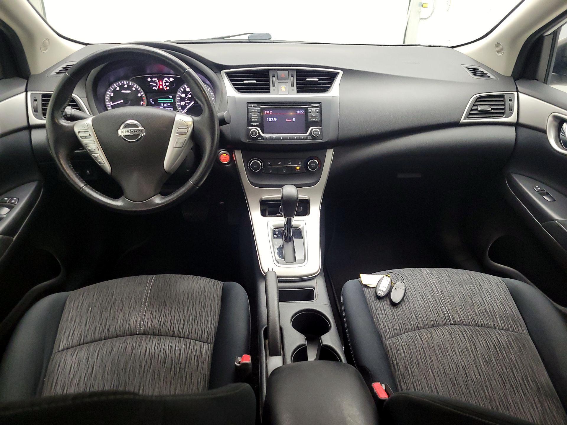Thumbnail: 2015 Nissan Sentra - 9