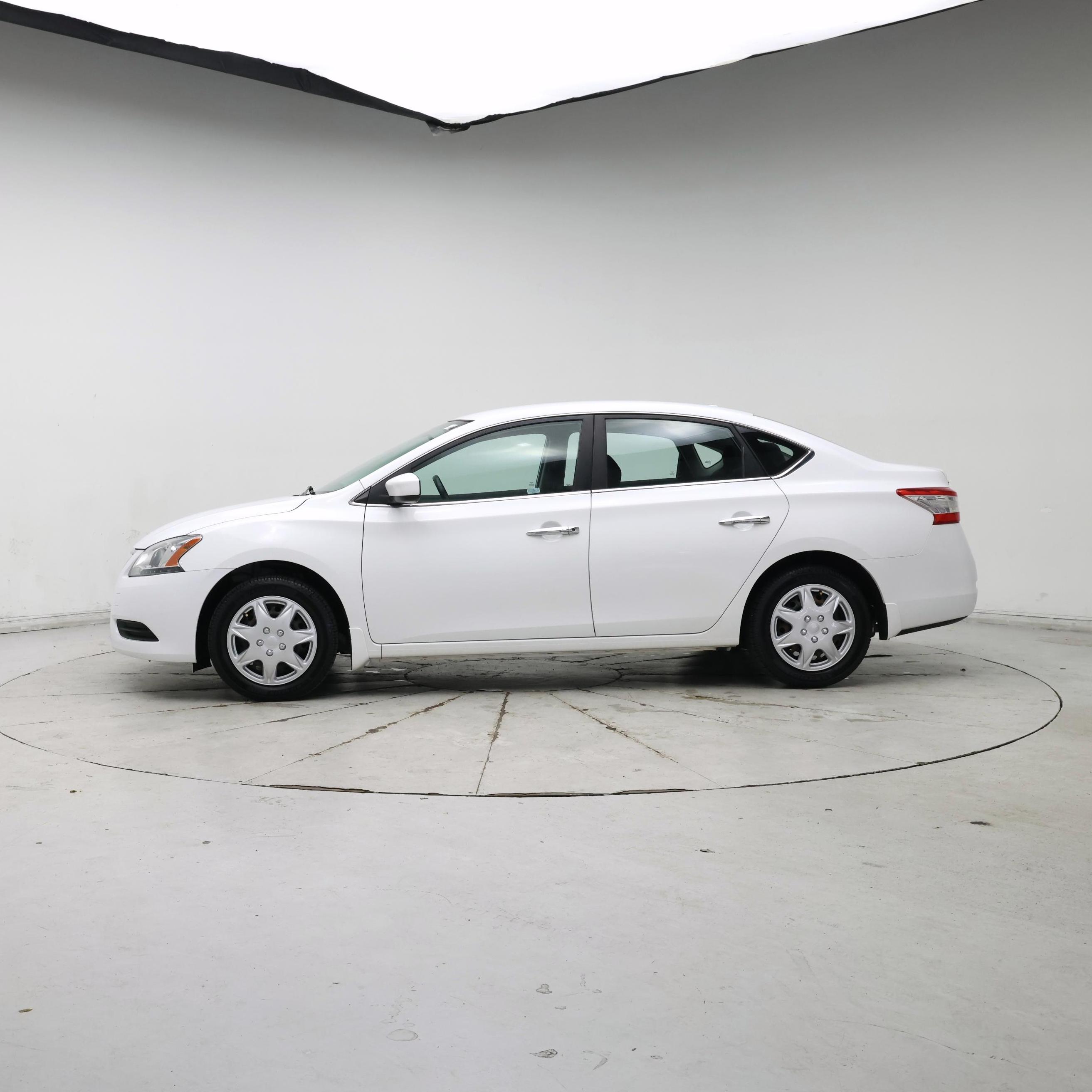 Thumbnail: 2015 Nissan Sentra - 3