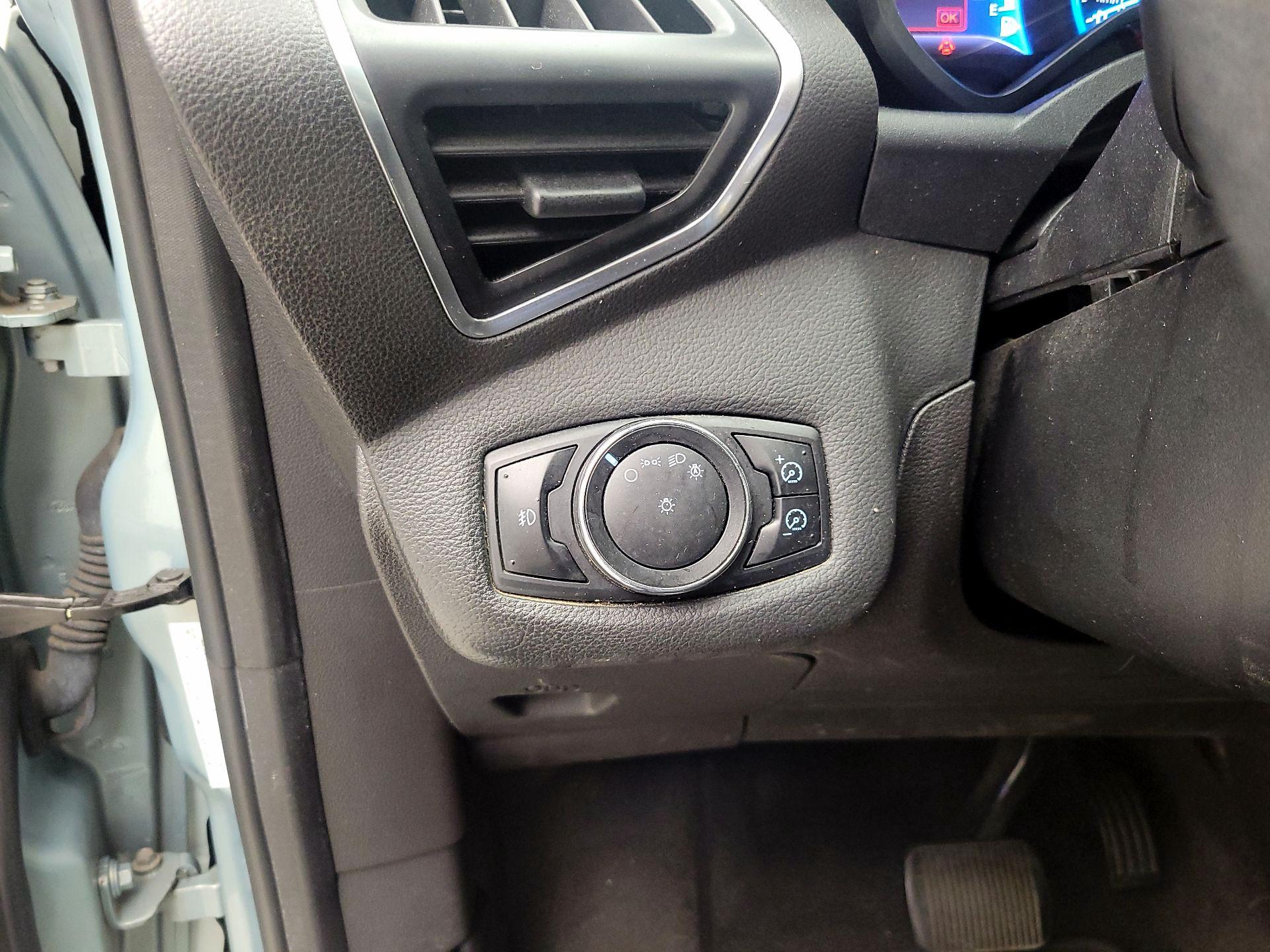 Thumbnail: 2013 Ford C-Max - 13
