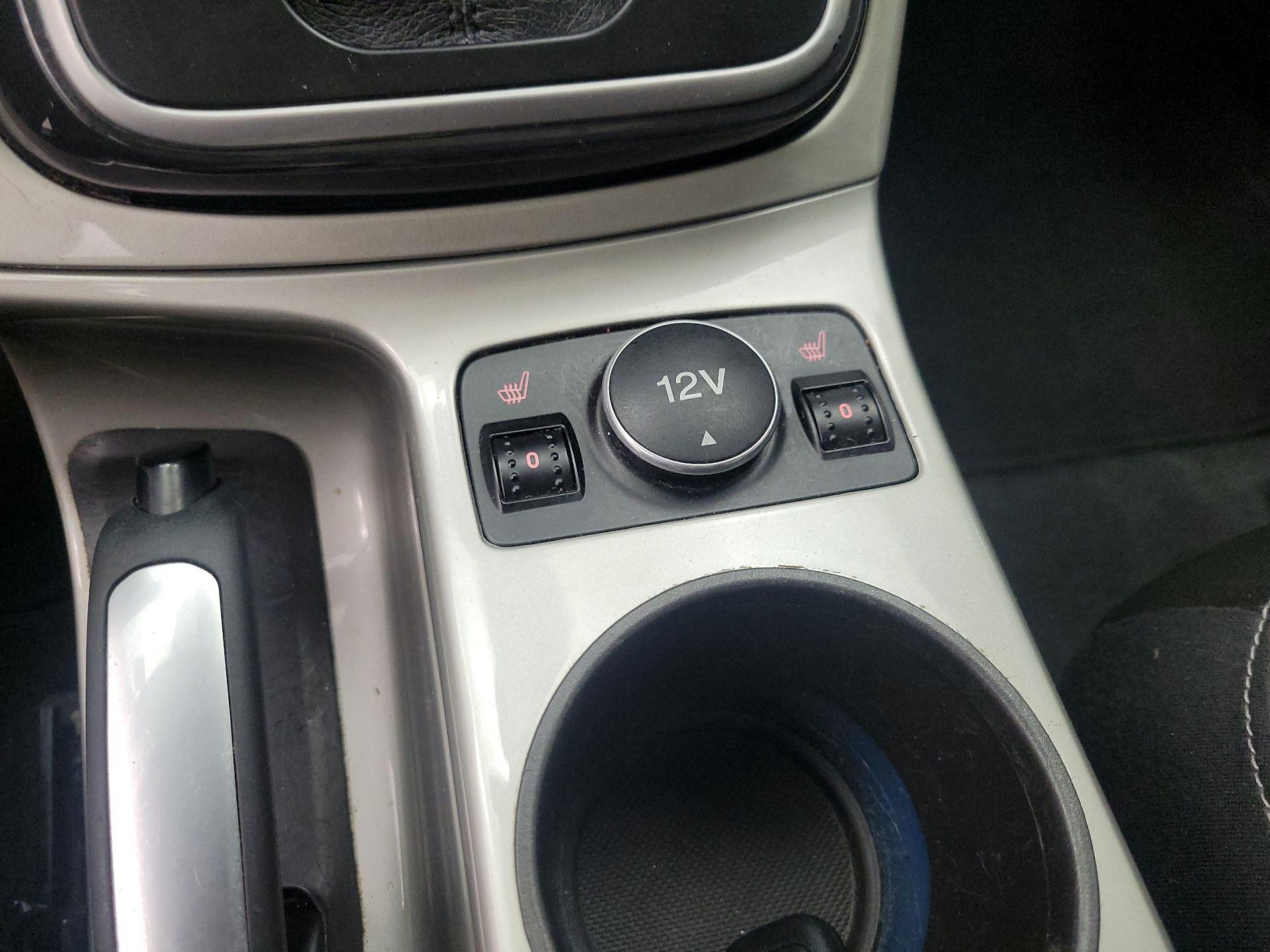 Thumbnail: 2013 Ford C-Max - 17