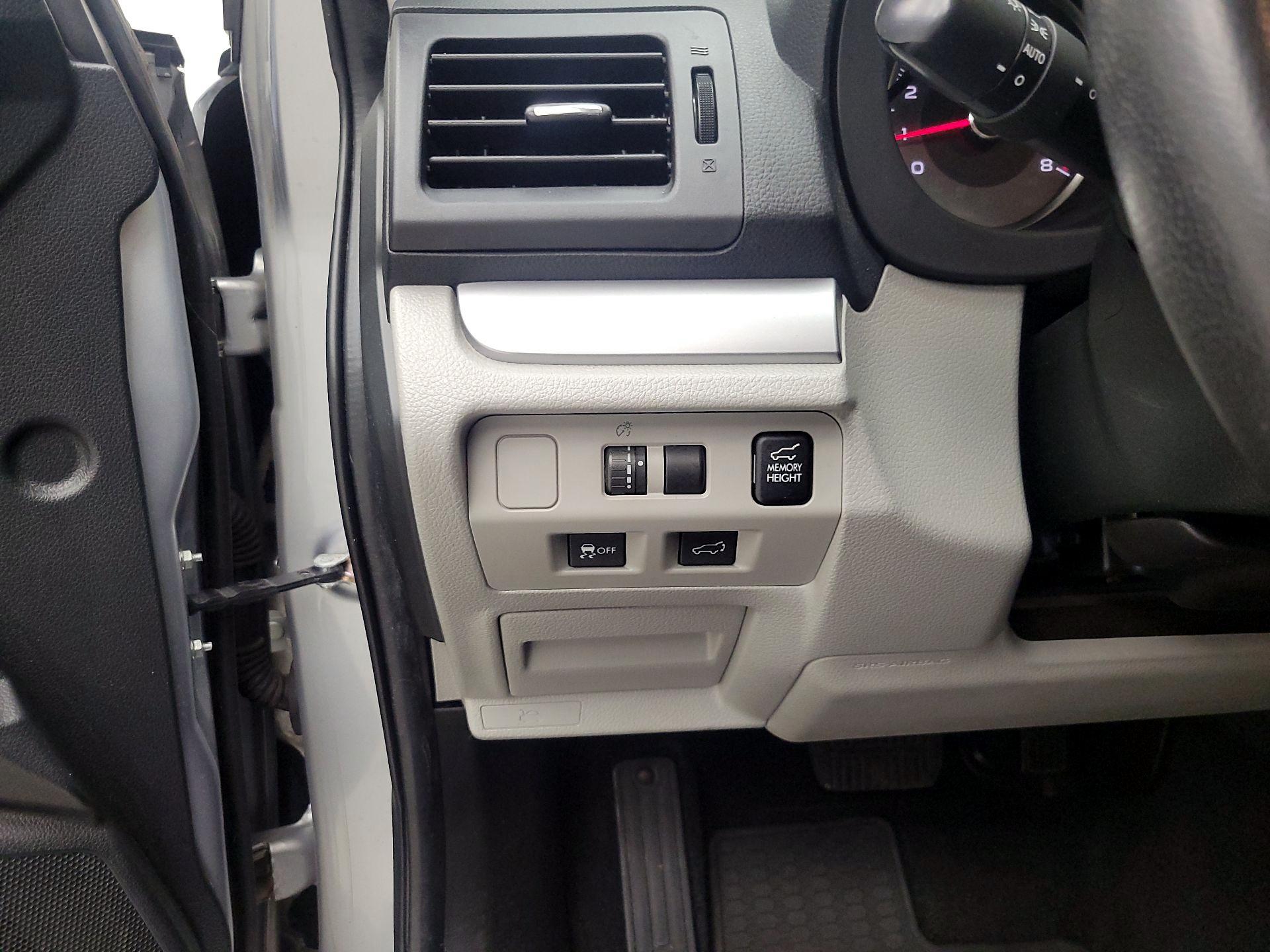 Thumbnail: 2015 Subaru Forester - 13