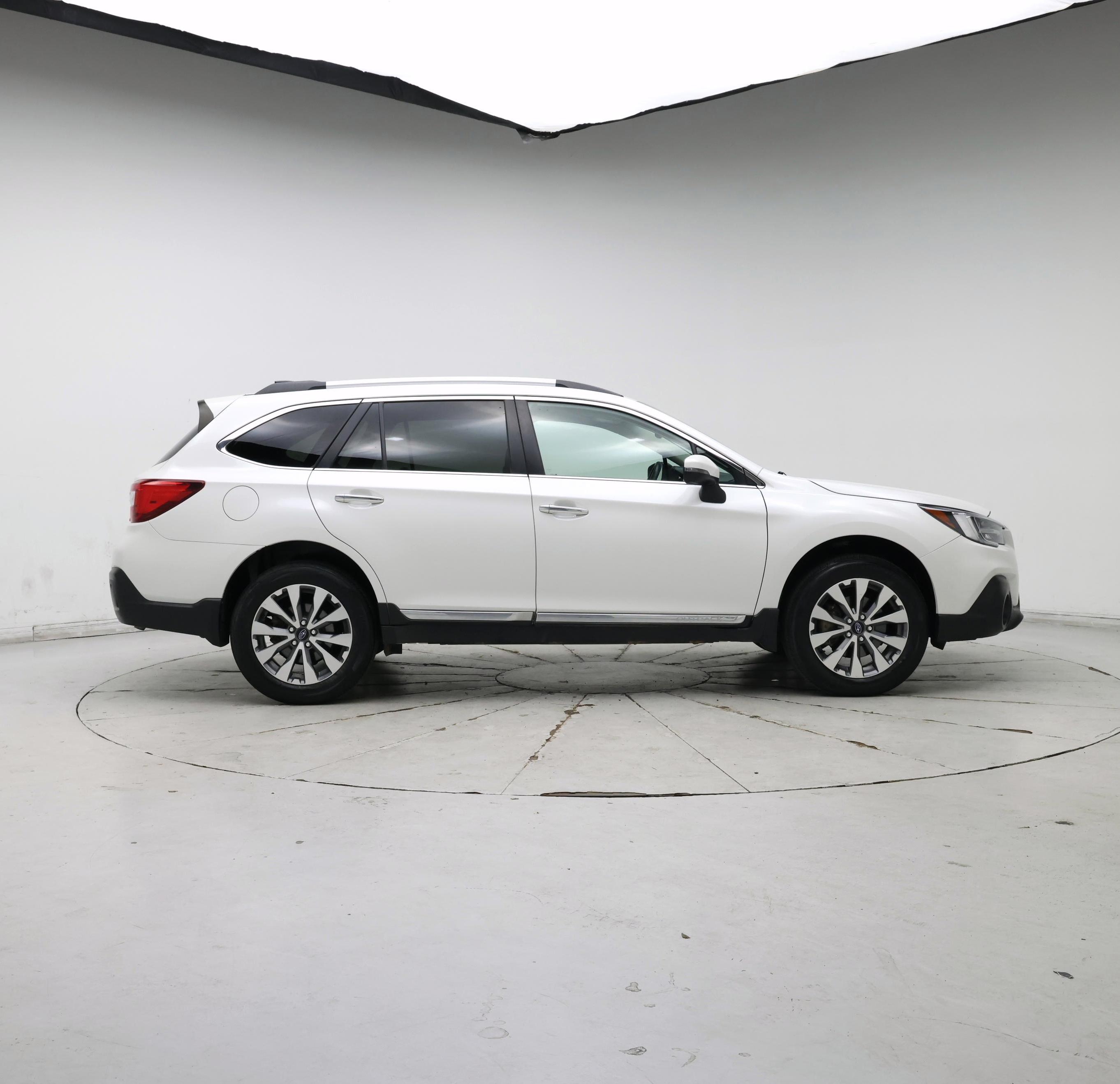 Thumbnail: 2019 Subaru Outback - 7