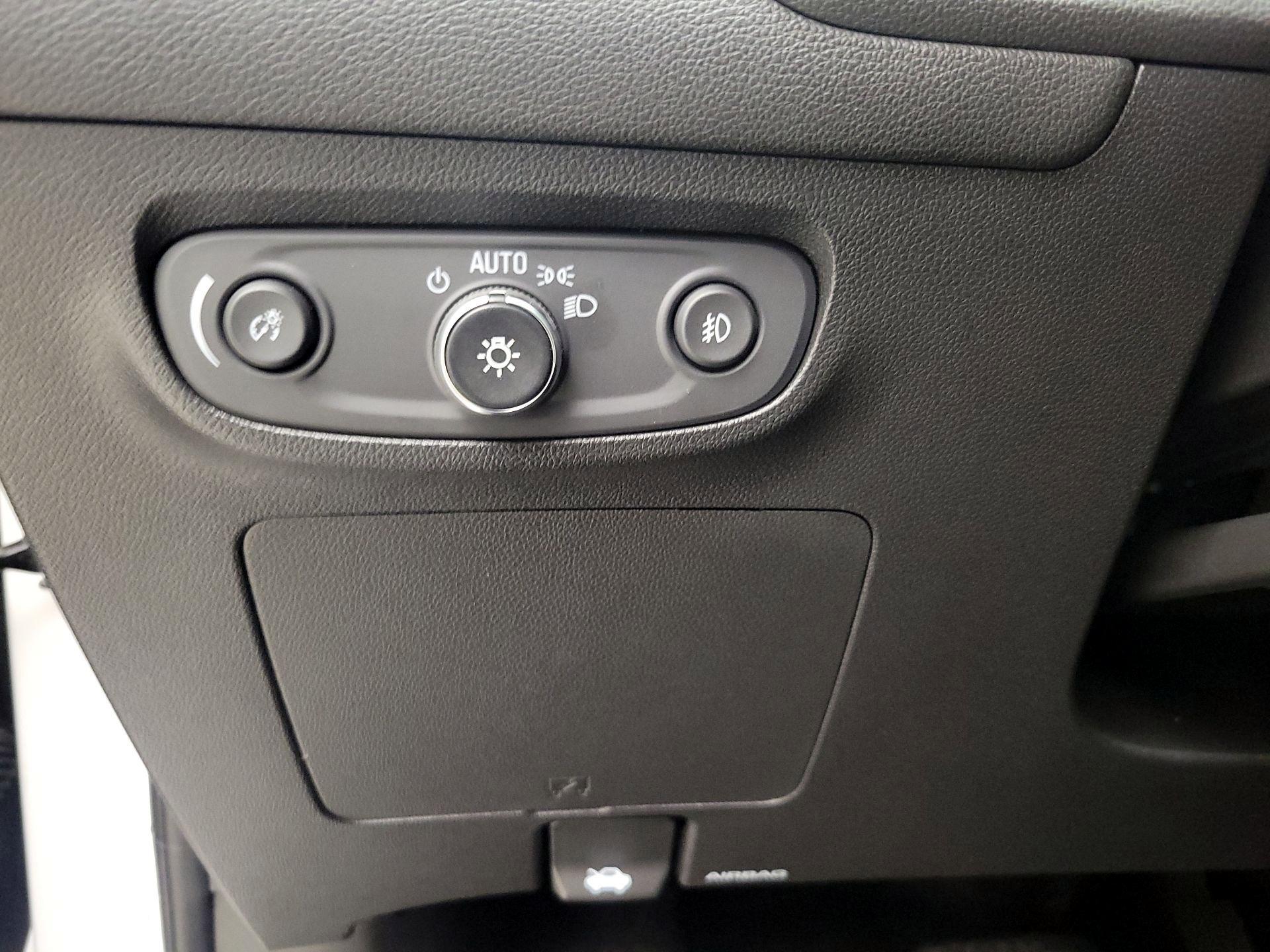 Thumbnail: 2020 Buick Encore GX - 13