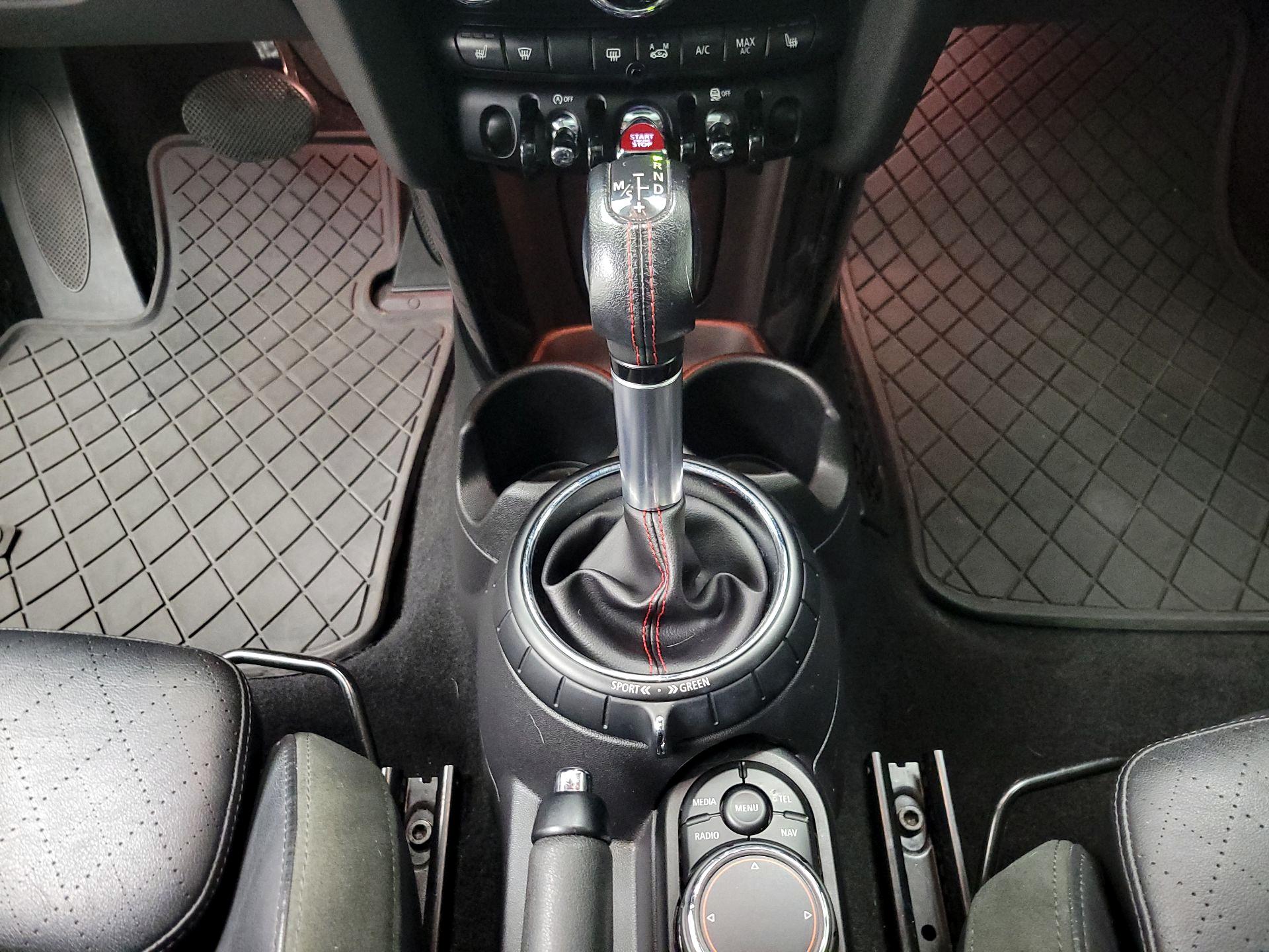 Thumbnail: 2014 MINI Cooper Hardtop - 18