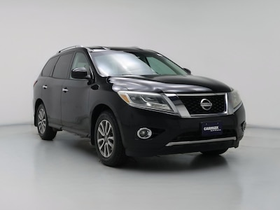 Black 2016 Nissan Pathfinder SV