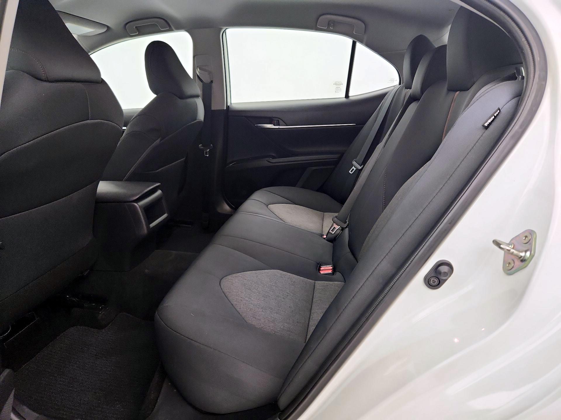 Thumbnail: 2020 Toyota Camry - 19