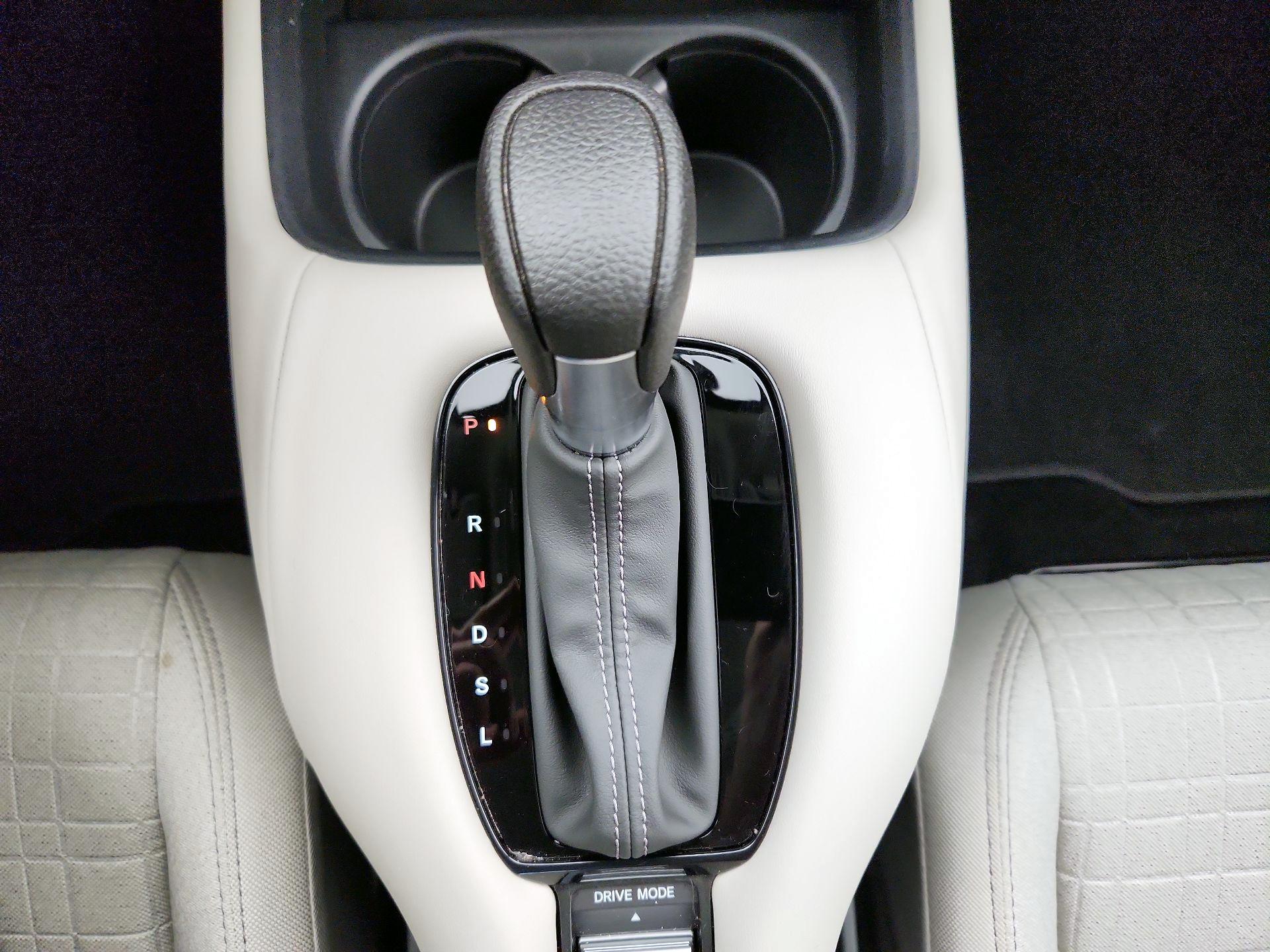 Thumbnail: 2025 Honda HR-V - 17