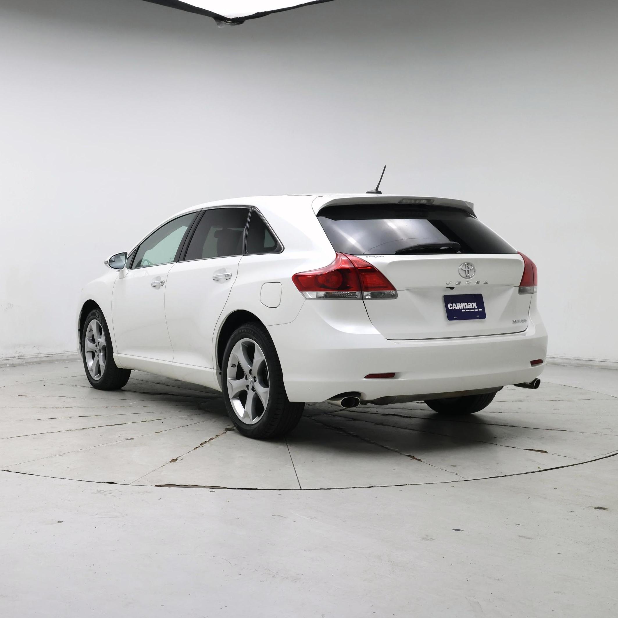 Thumbnail: 2015 Toyota Venza - 2