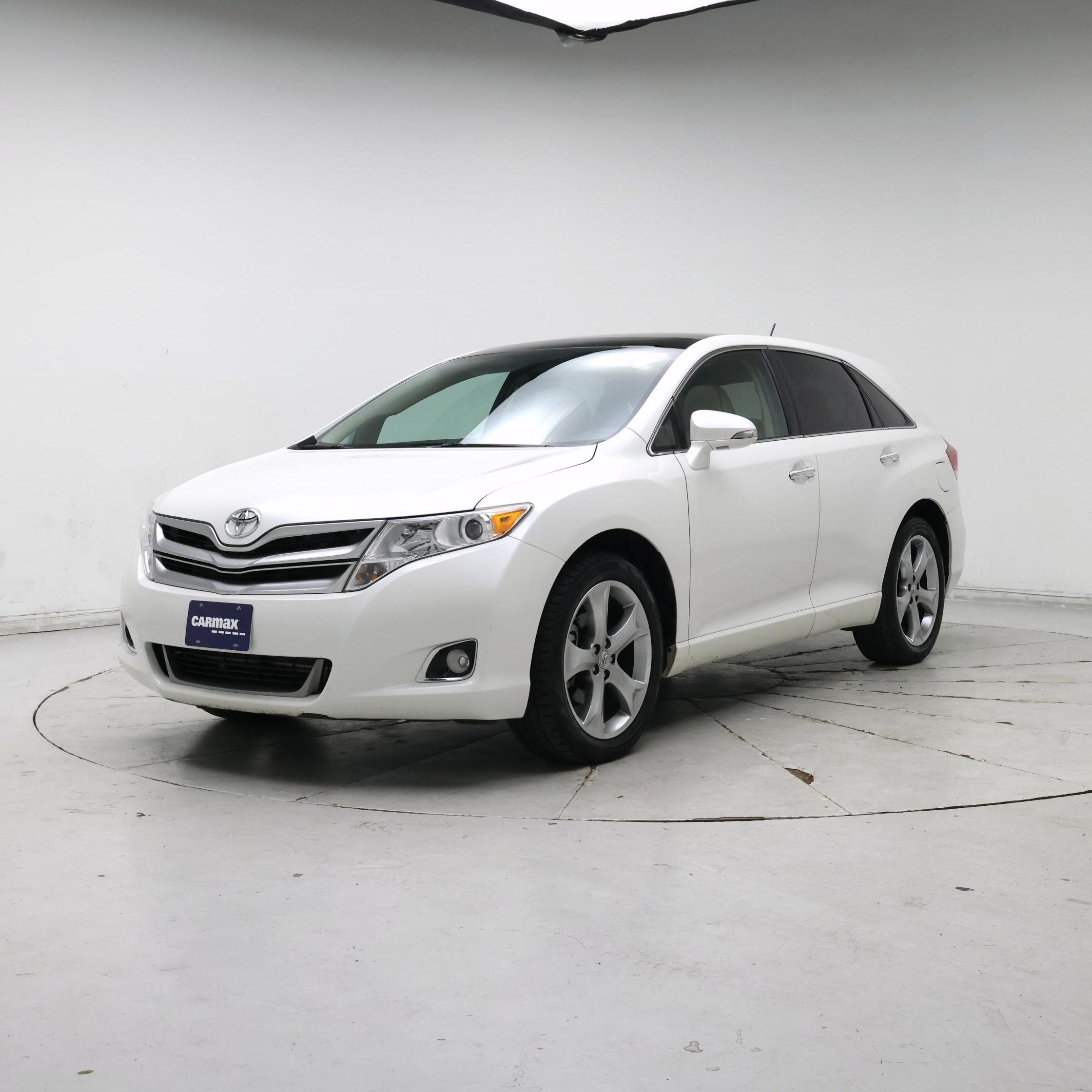 Thumbnail: 2015 Toyota Venza - 4