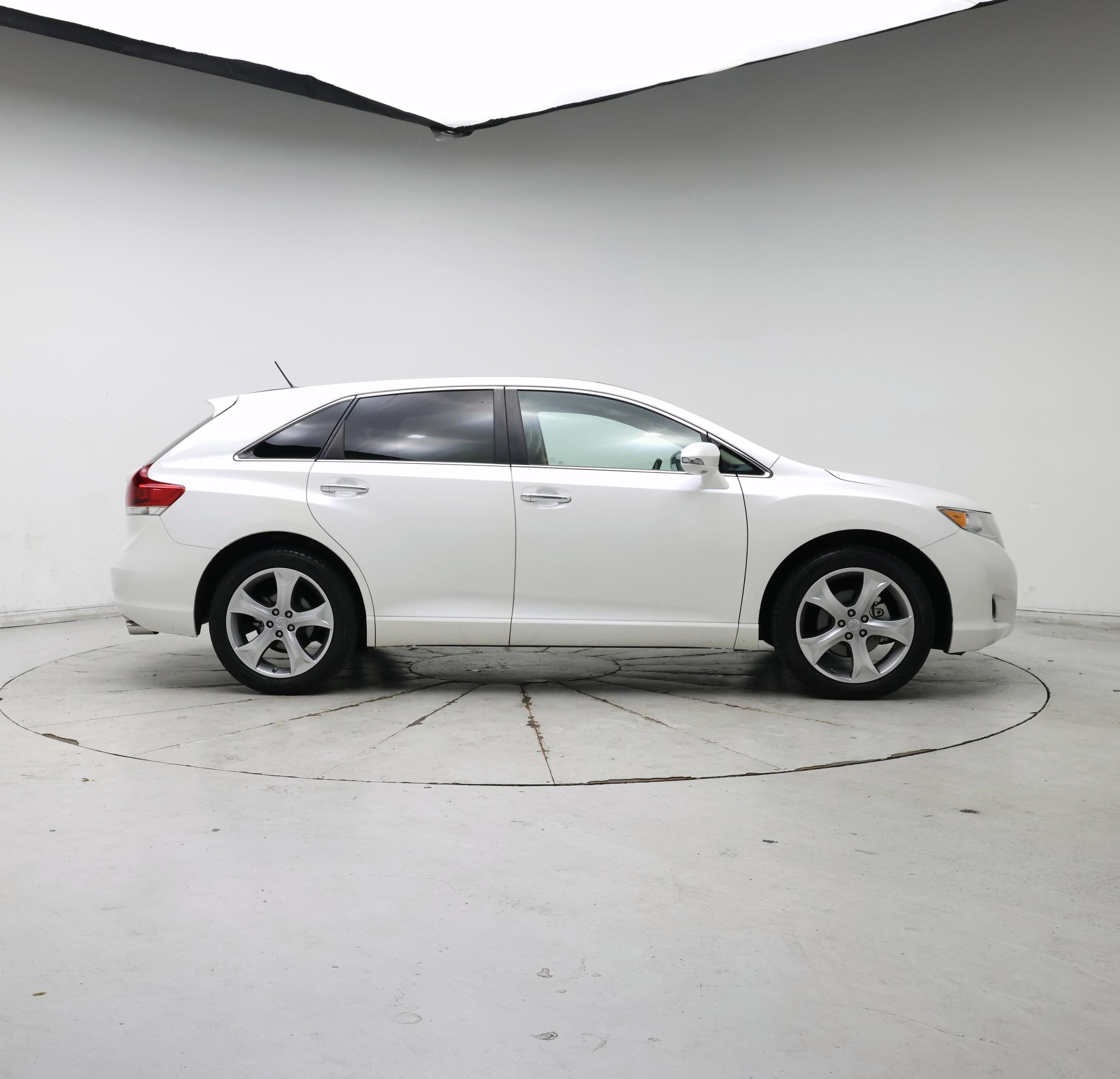 Thumbnail: 2015 Toyota Venza - 7