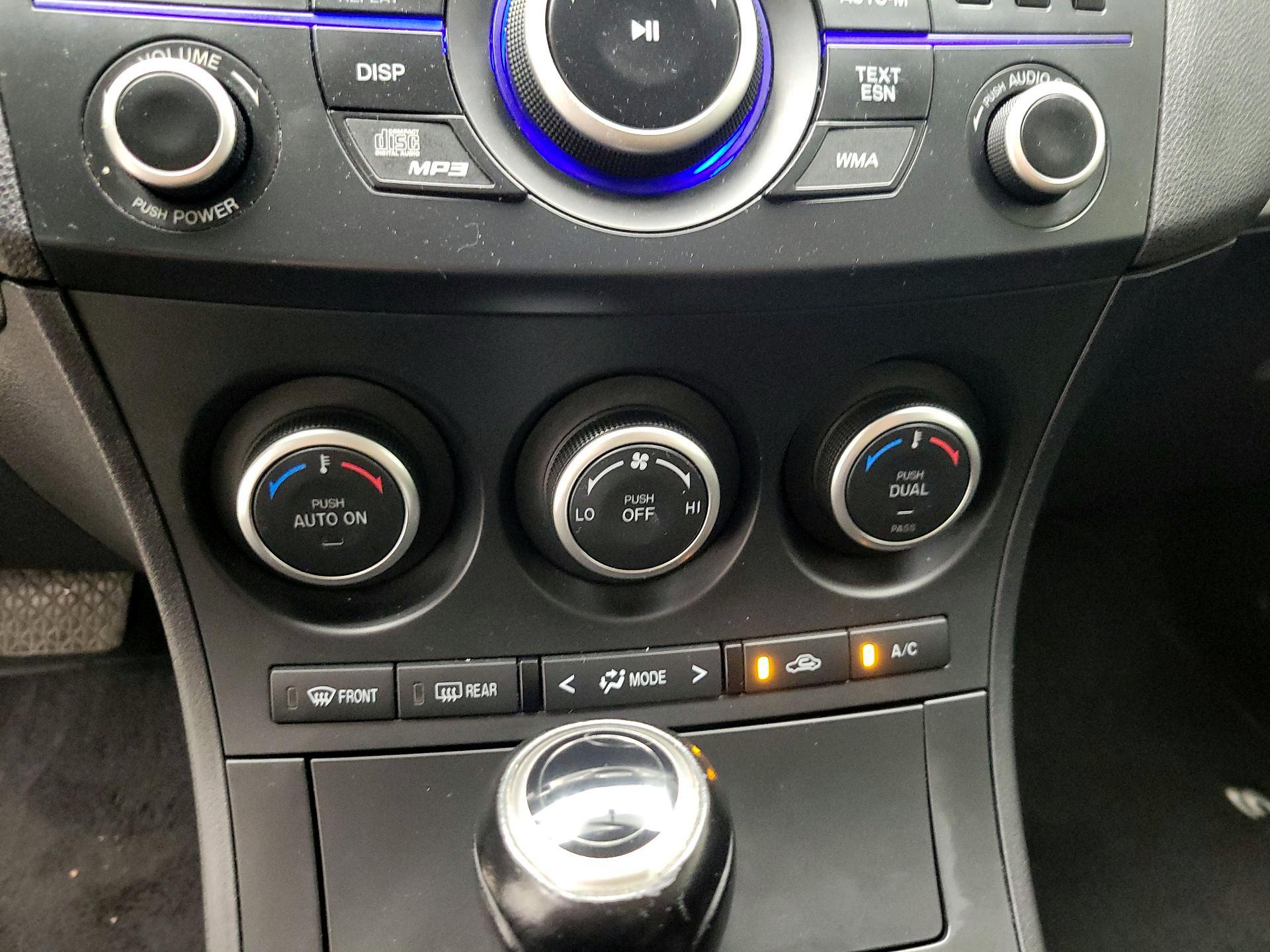 Thumbnail: 2013 Mazda Mazda3 - 15