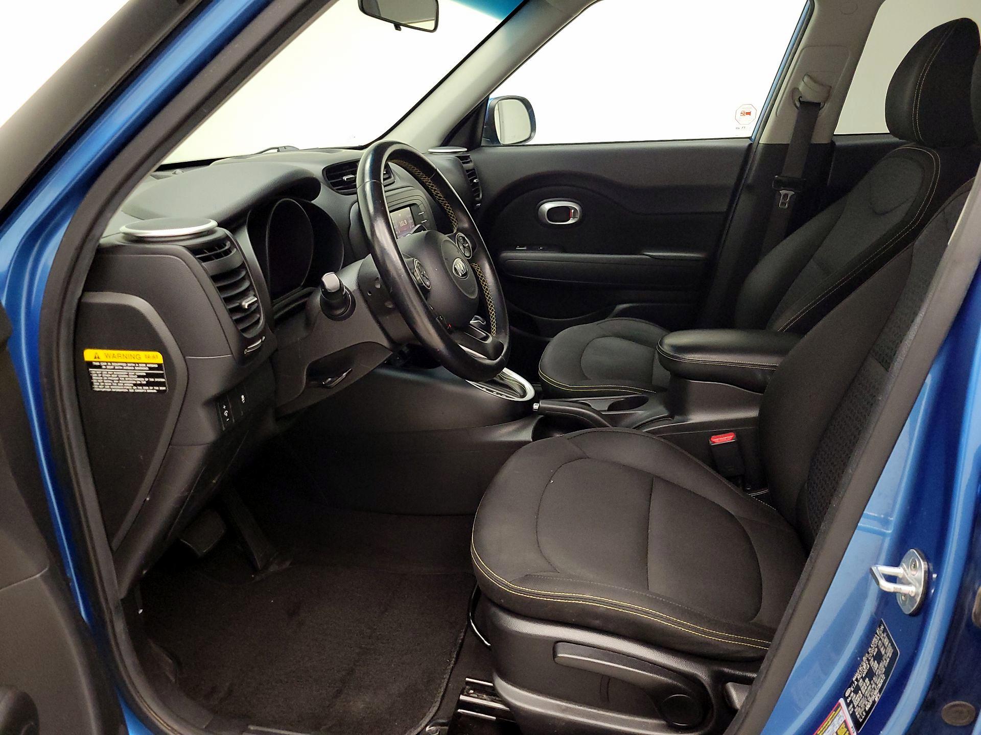 Thumbnail: 2016 Kia Soul - 11