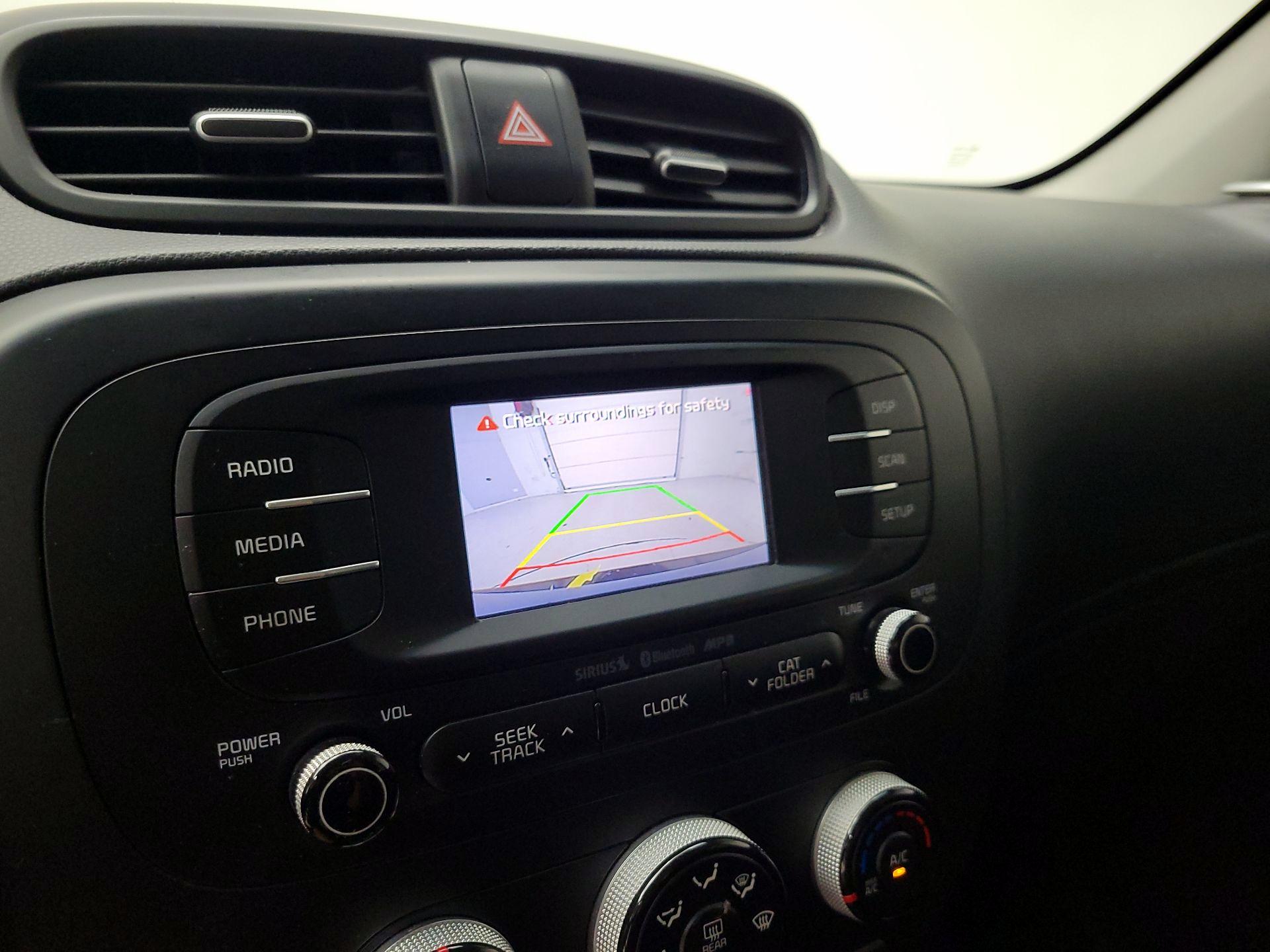 Thumbnail: 2016 Kia Soul - 14