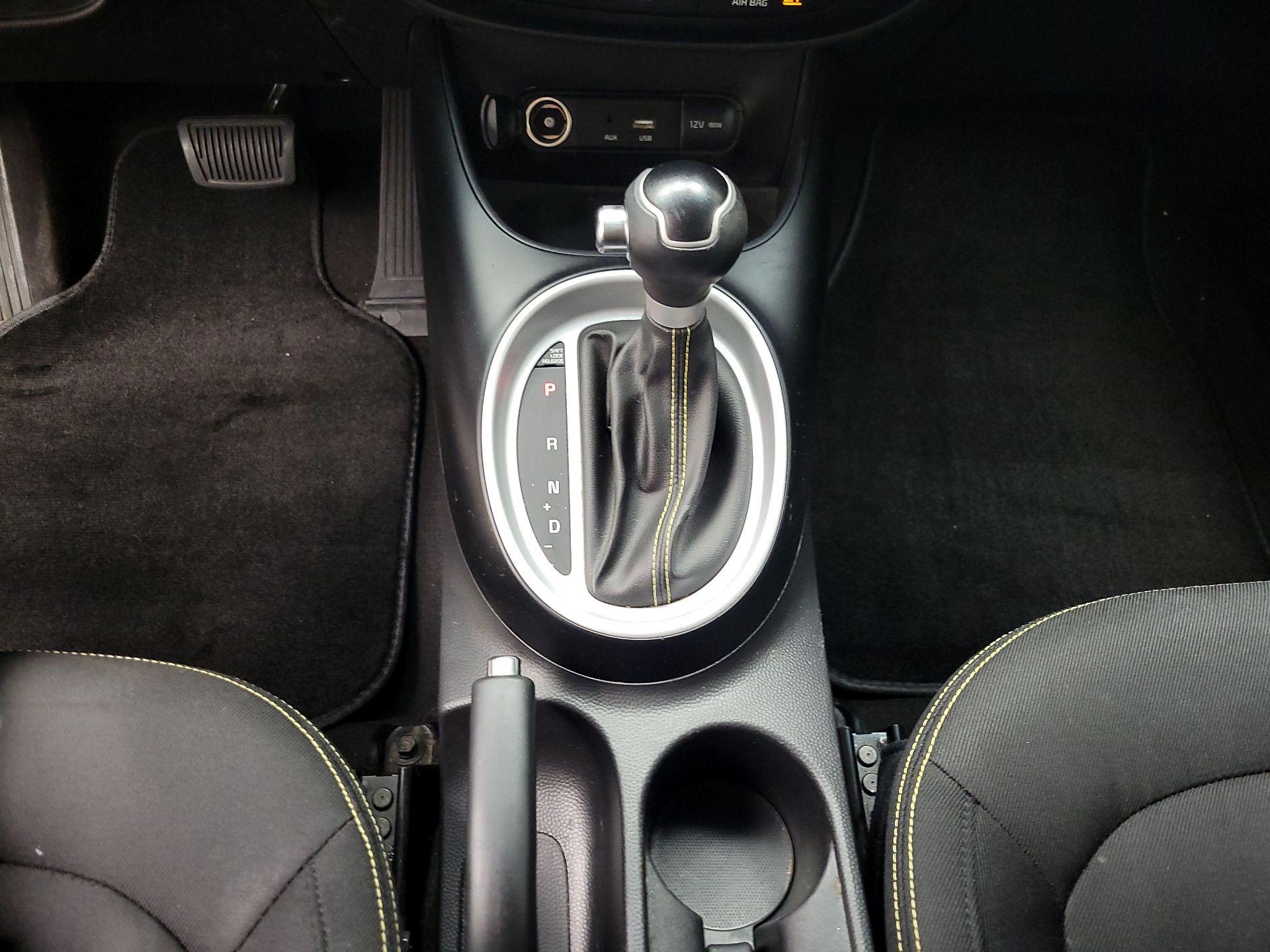 Thumbnail: 2016 Kia Soul - 17