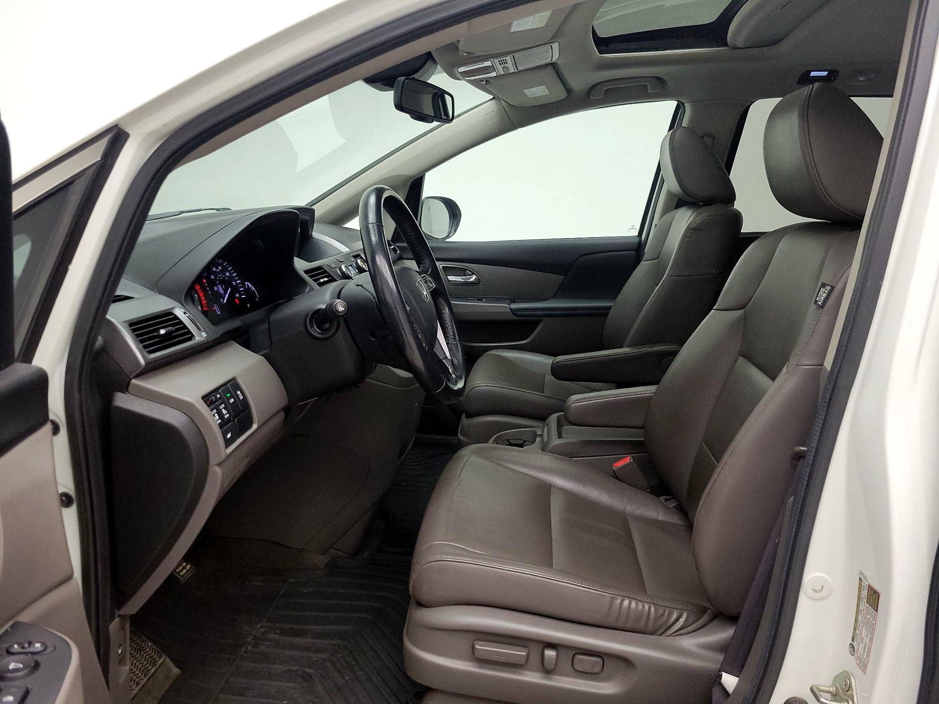 Thumbnail: 2014 Honda Odyssey - 11
