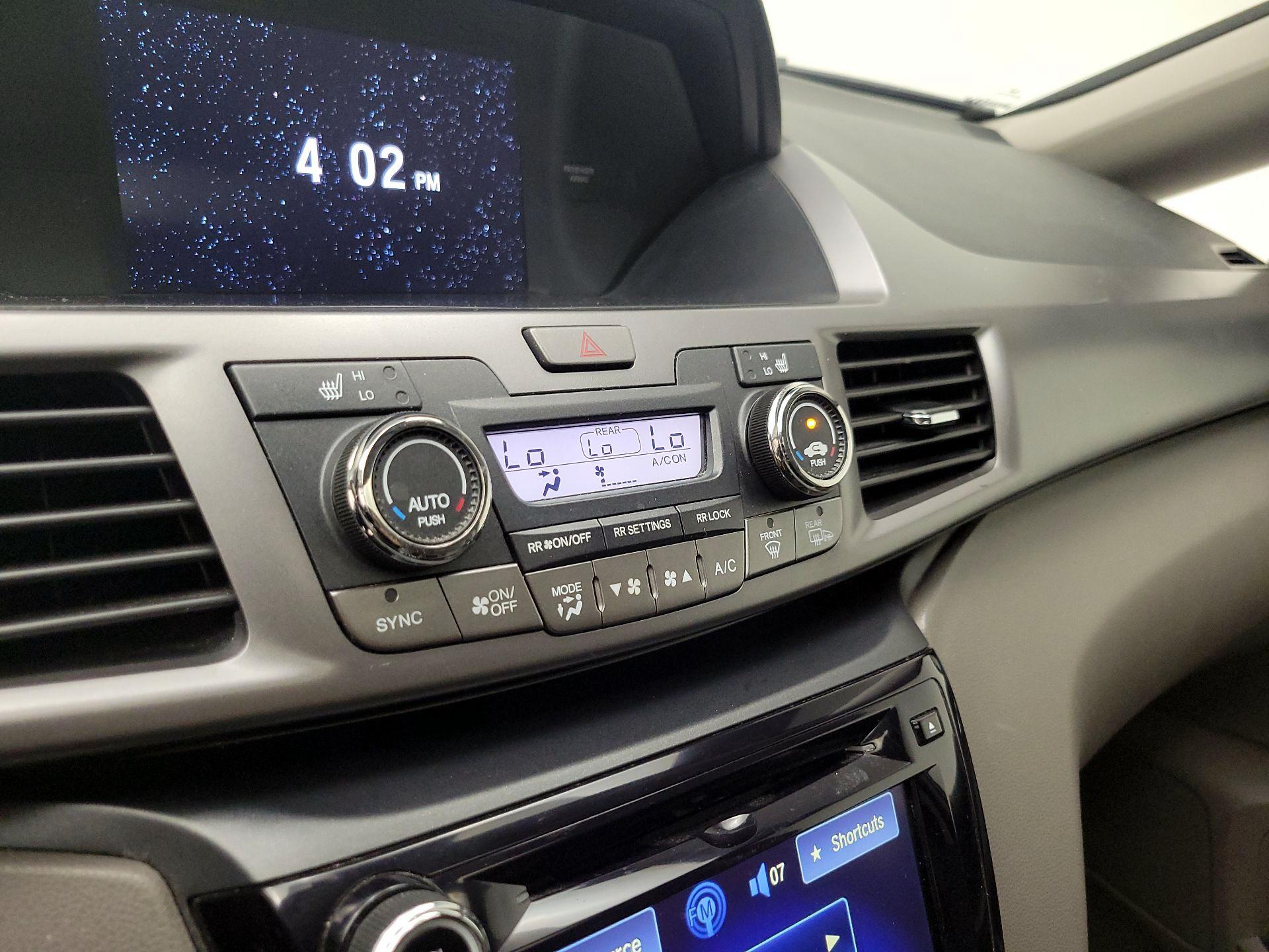 Thumbnail: 2014 Honda Odyssey - 16