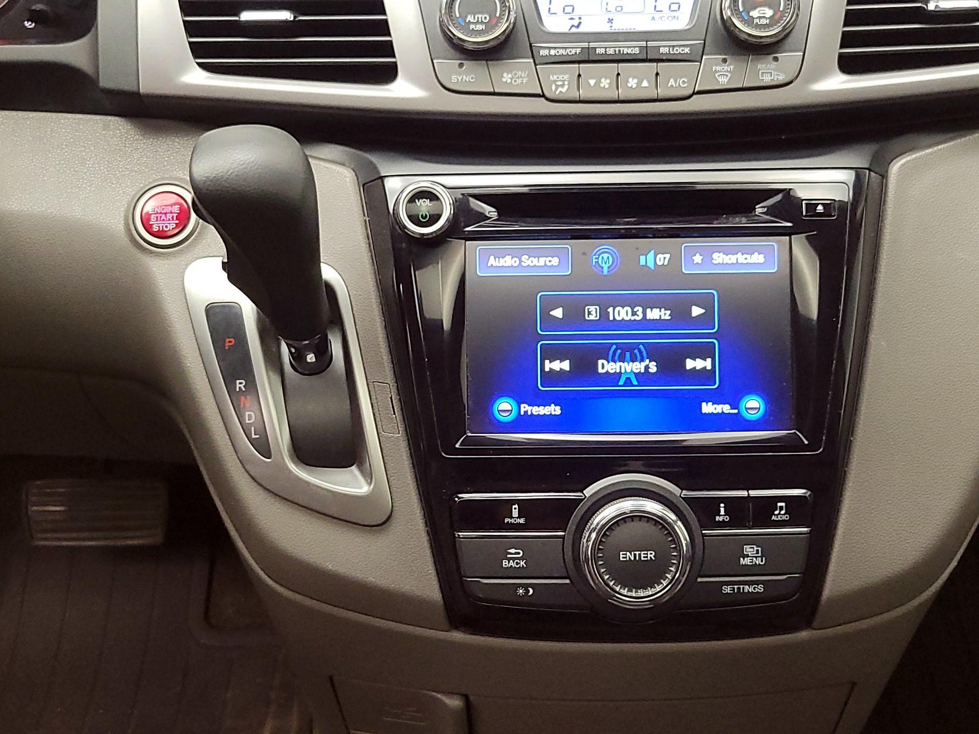 Thumbnail: 2014 Honda Odyssey - 17