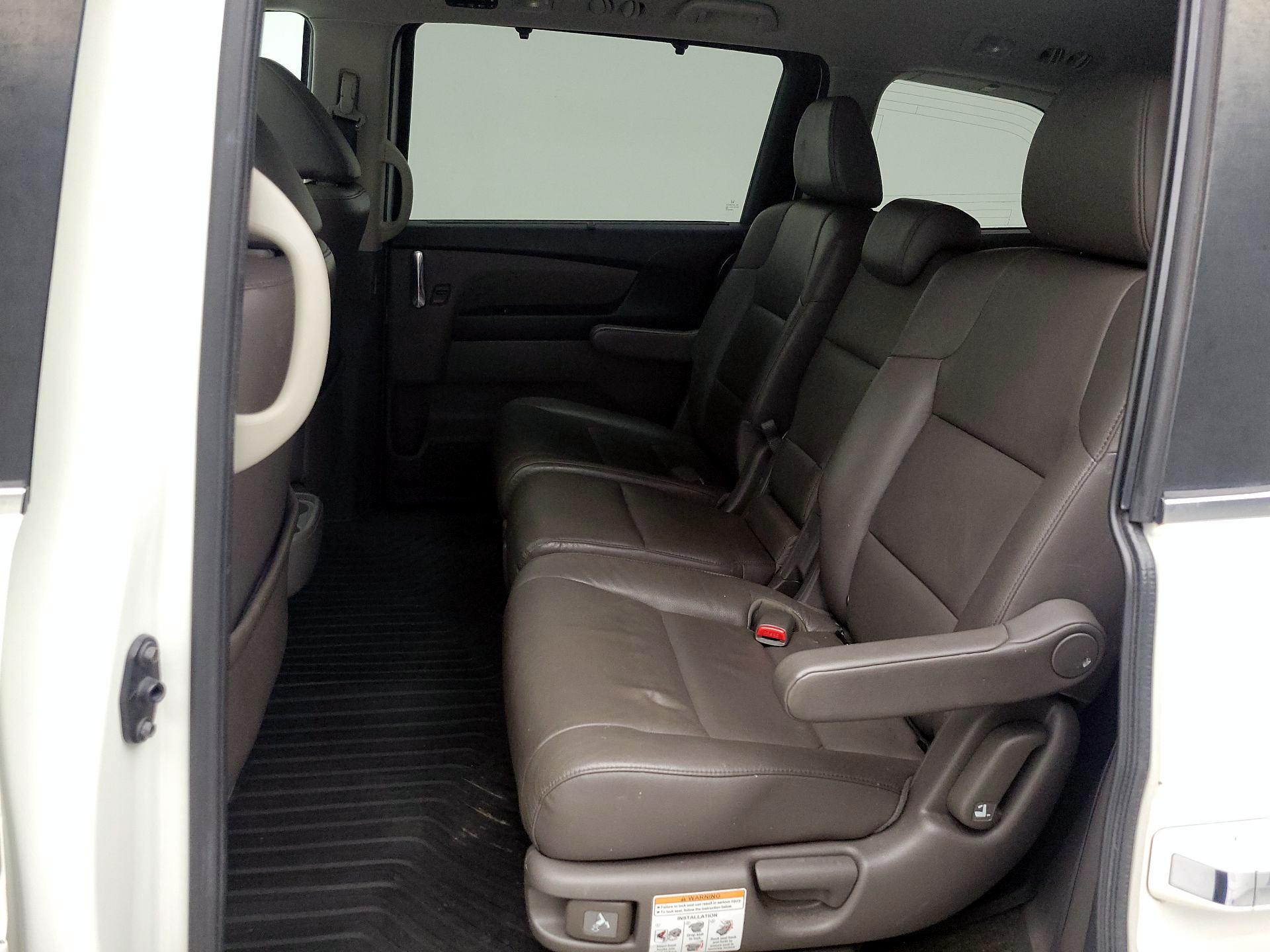 Thumbnail: 2014 Honda Odyssey - 20