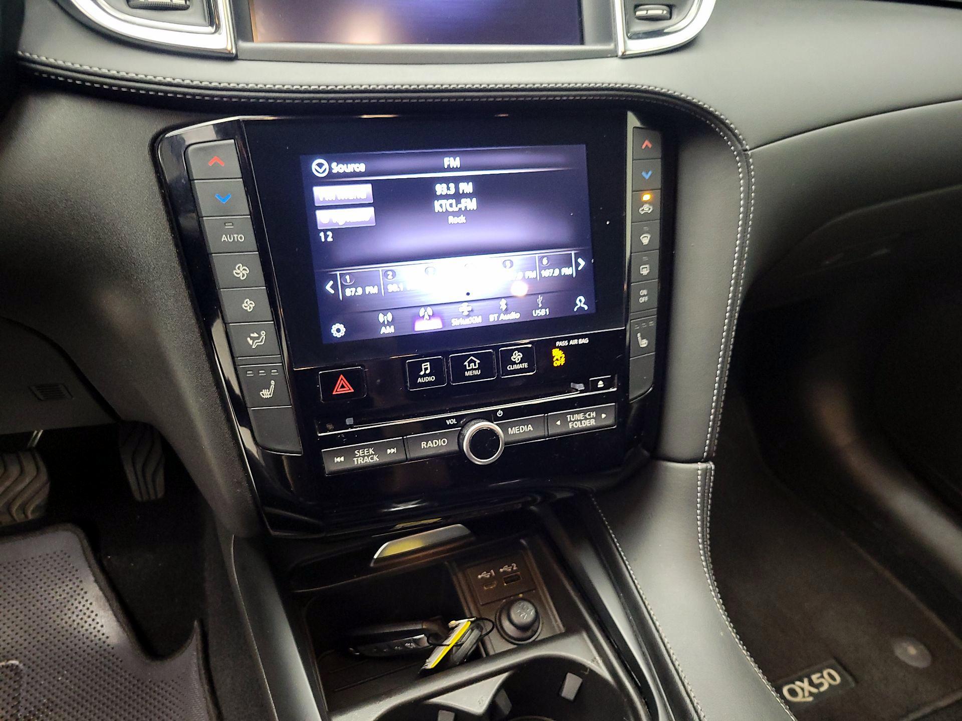 Thumbnail: 2021 INFINITI QX50 - 16