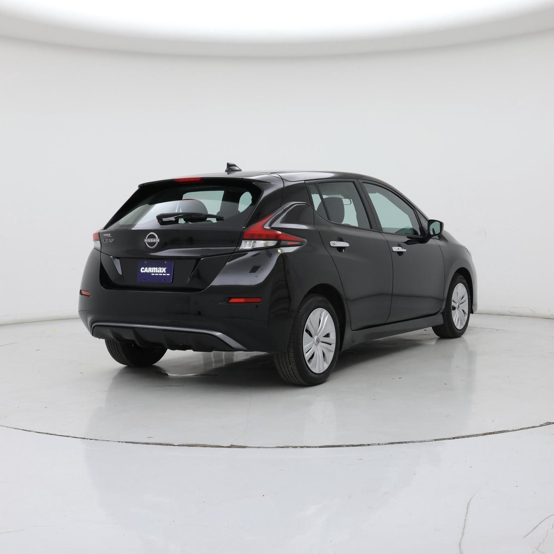 Thumbnail: 2025 Nissan Leaf - 8
