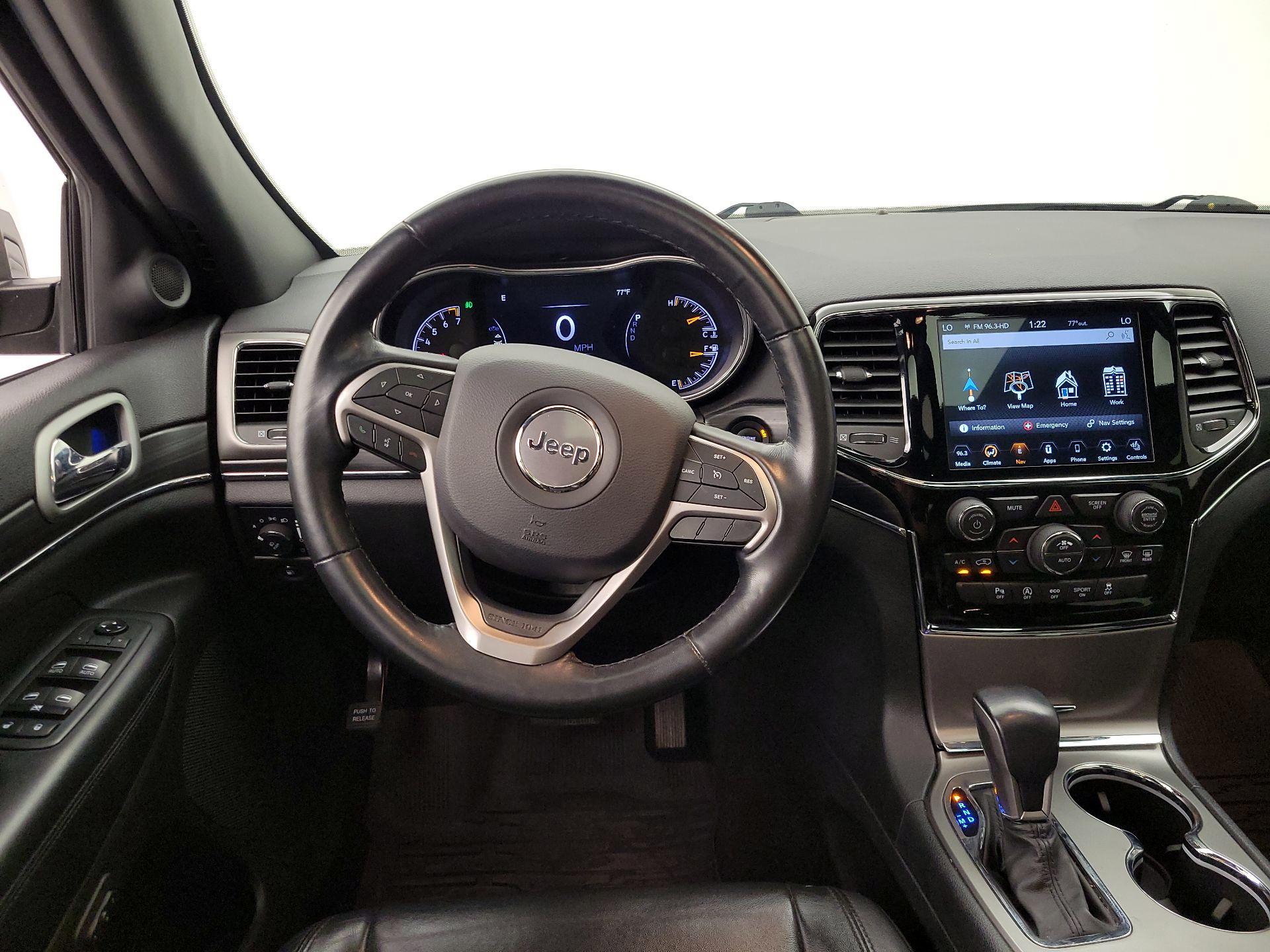 Thumbnail: 2020 Jeep Grand Cherokee - 10