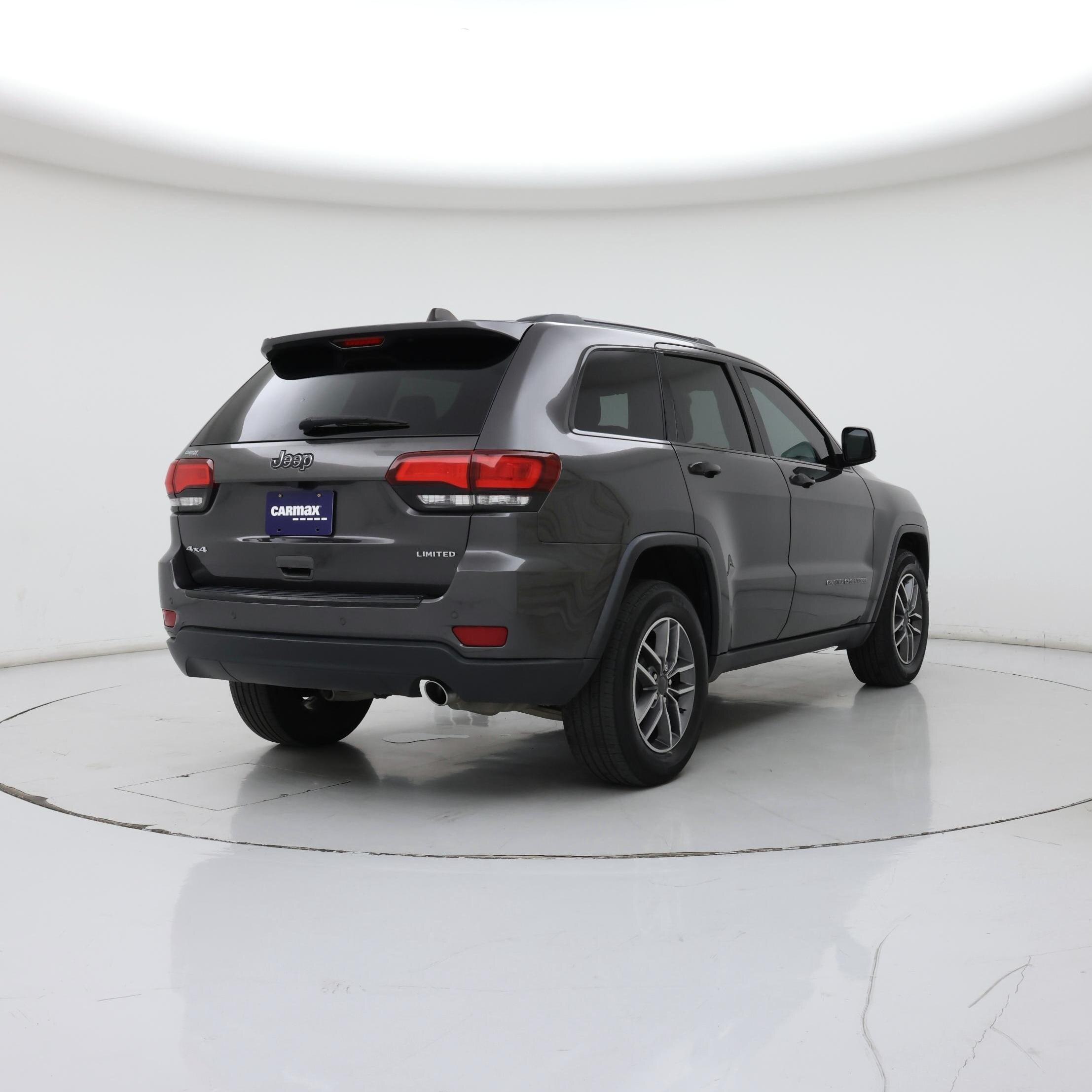 Thumbnail: 2020 Jeep Grand Cherokee - 8