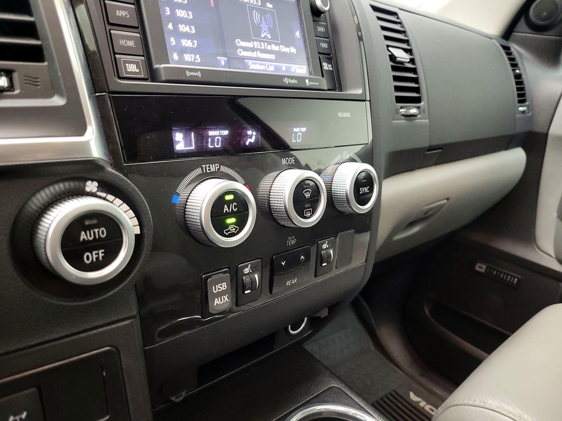 Thumbnail: 2018 Toyota Sequoia - 17