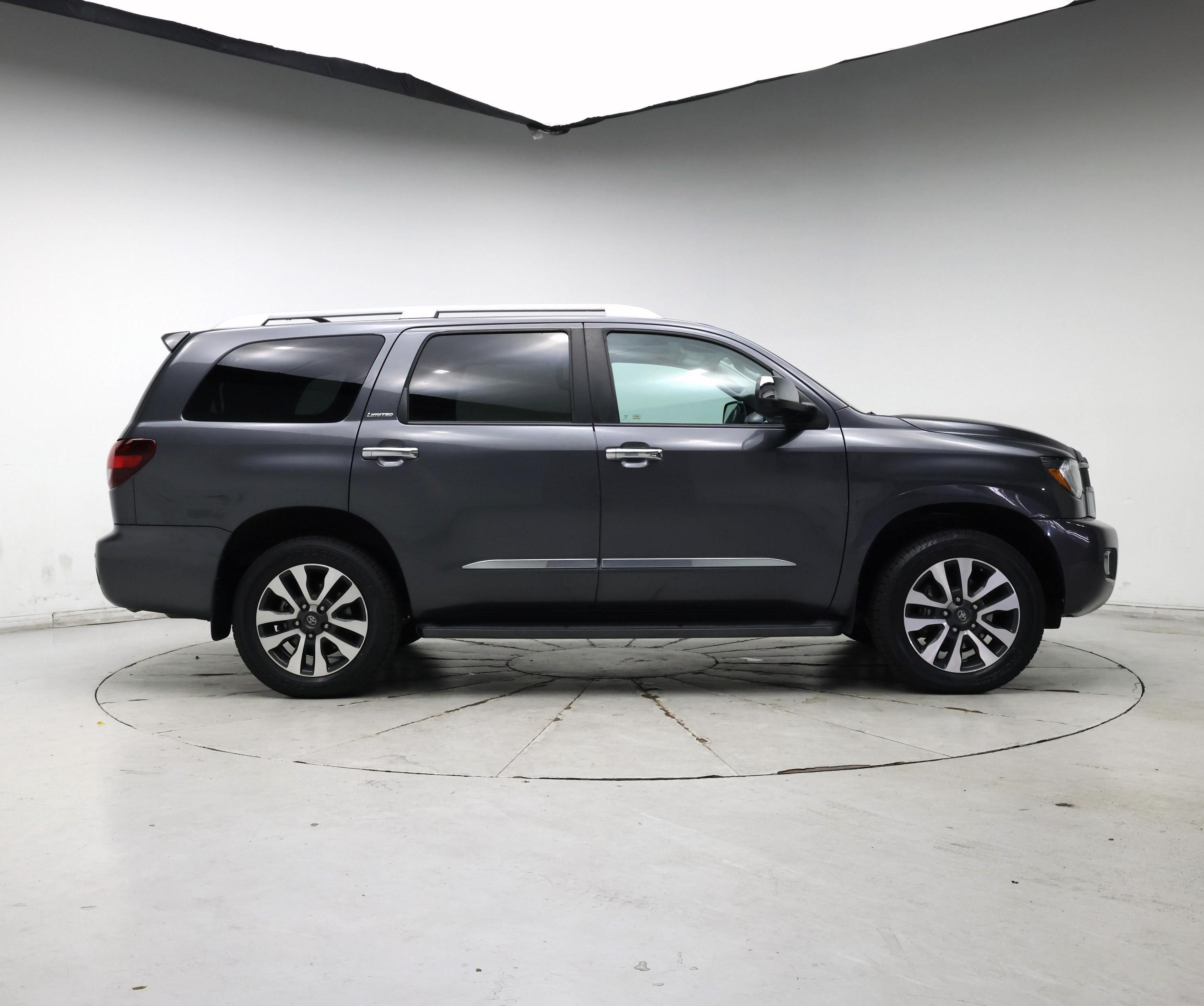 Thumbnail: 2018 Toyota Sequoia - 7