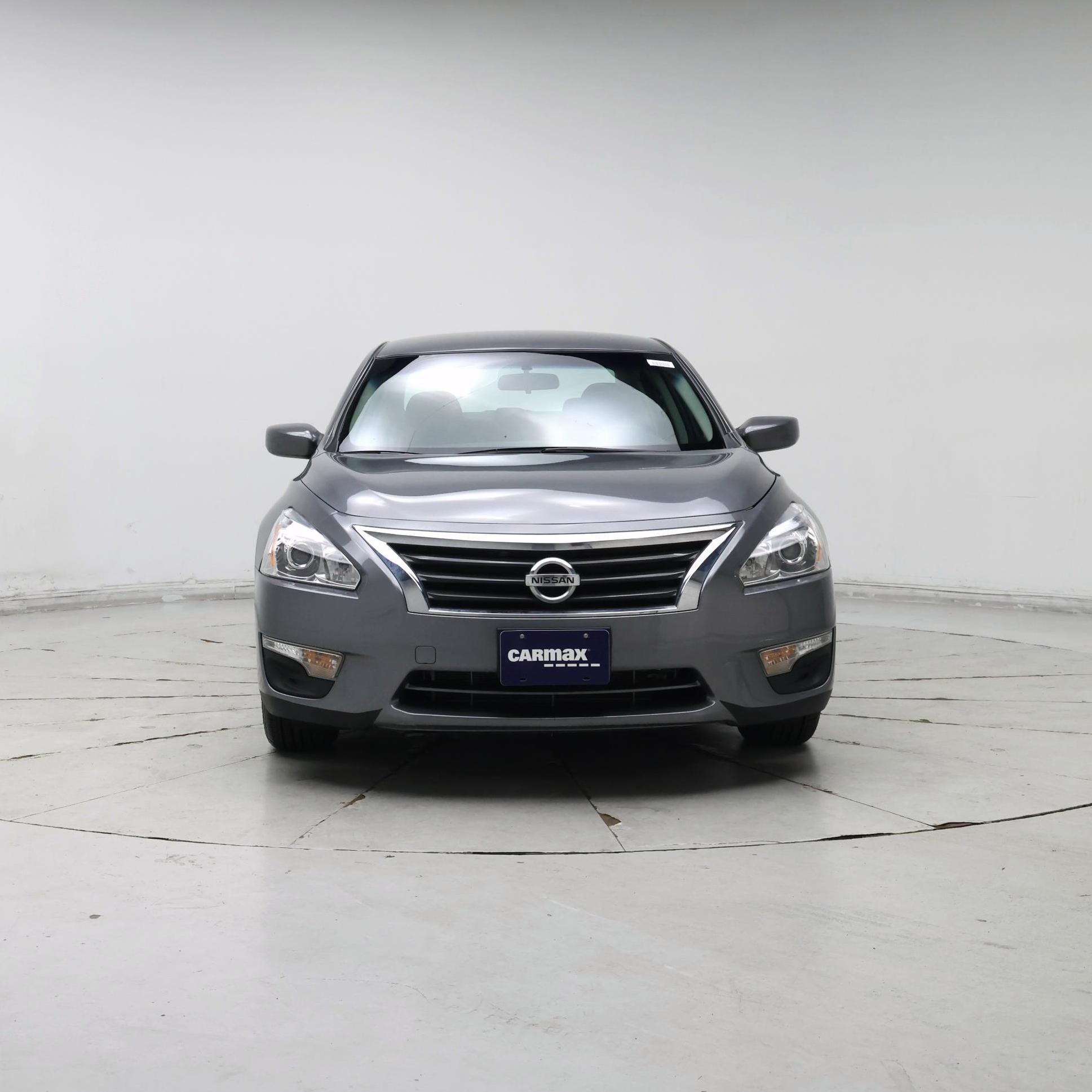 Thumbnail: 2015 Nissan Altima - 5