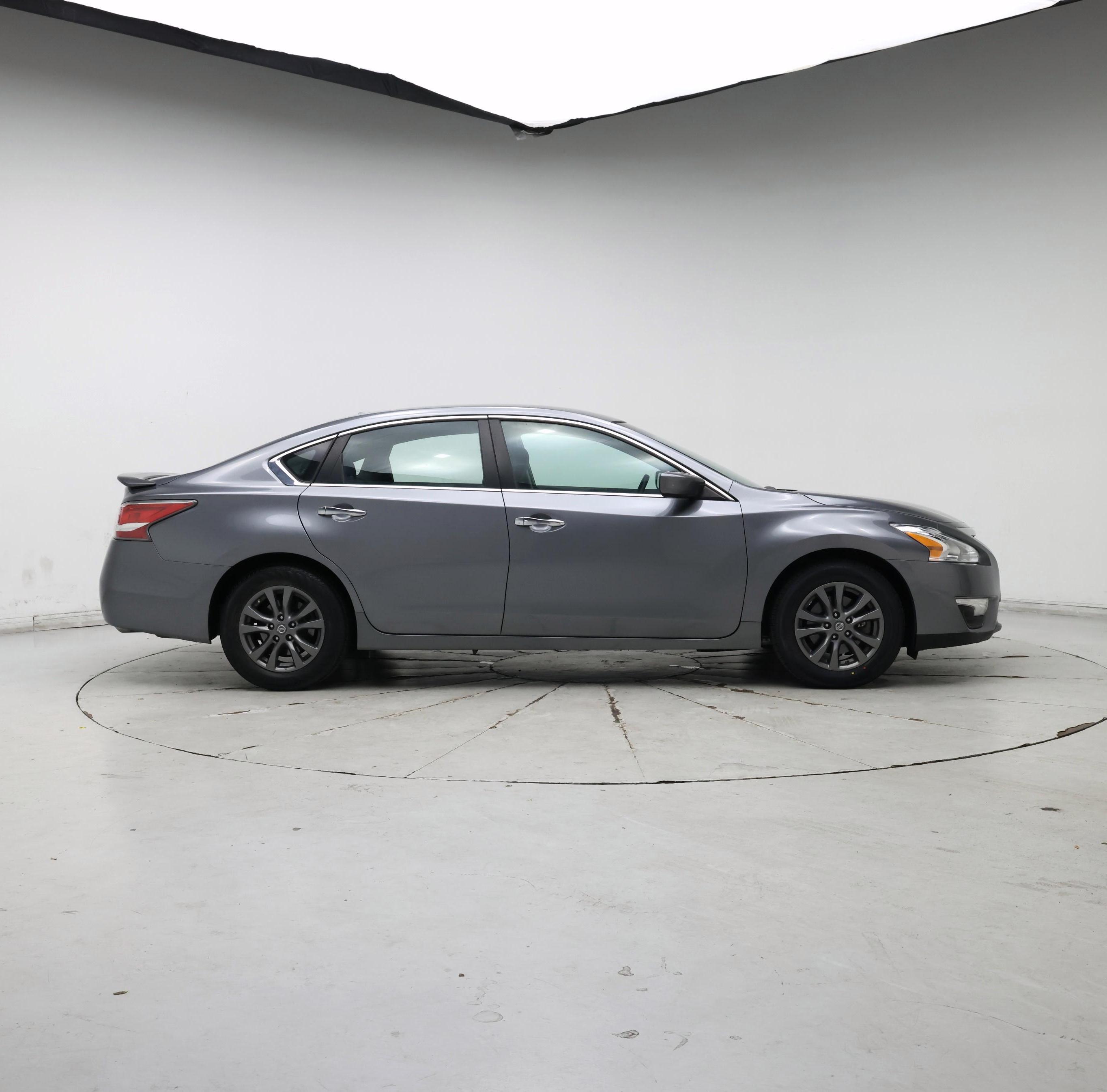 Thumbnail: 2015 Nissan Altima - 7