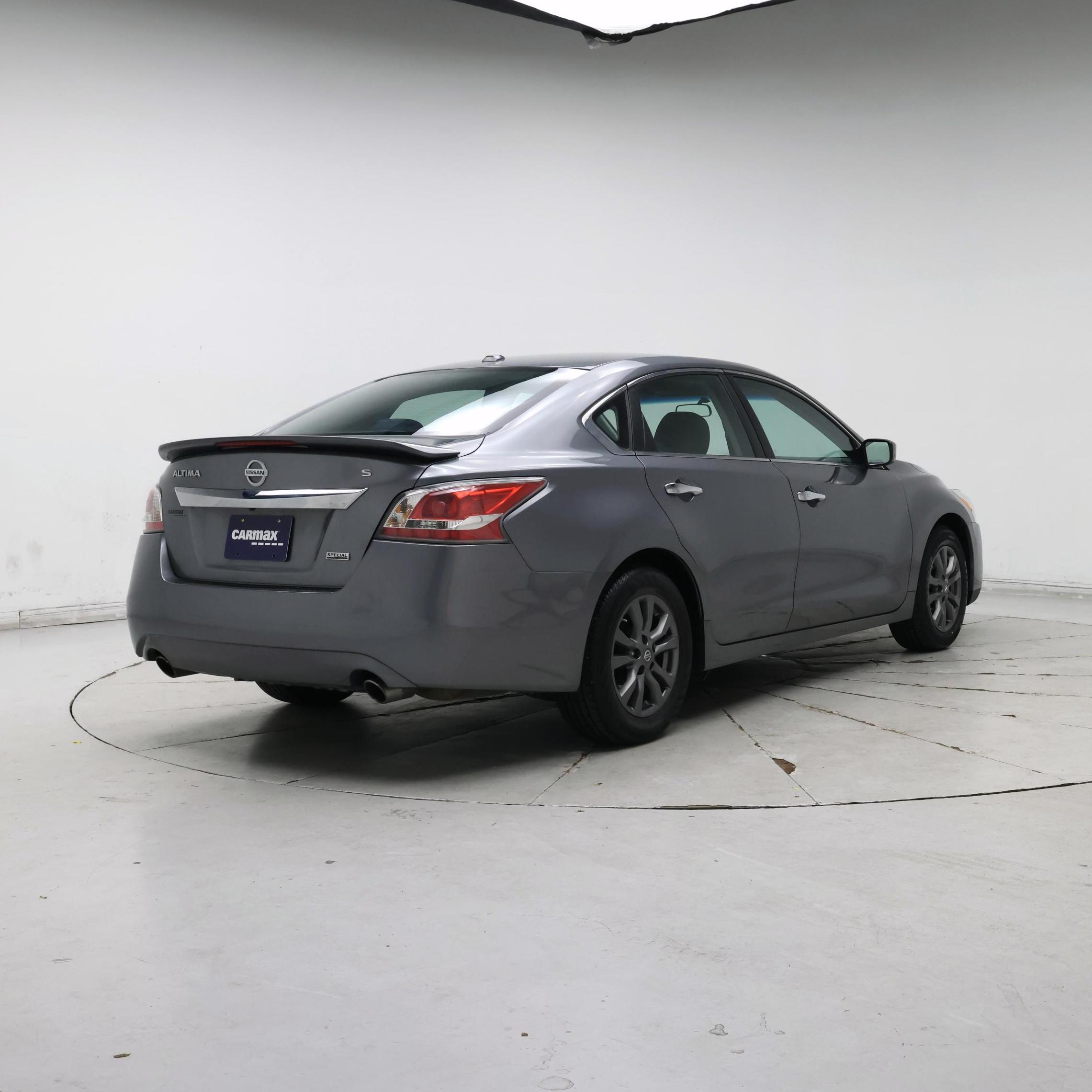 Thumbnail: 2015 Nissan Altima - 8